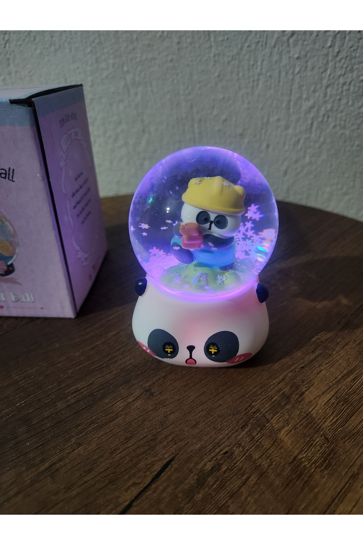 گوی برفی GLOBE SNOW LIGHT PANDALI سایز متوسط از ترکیه Ailenizin Oyuncakçısı