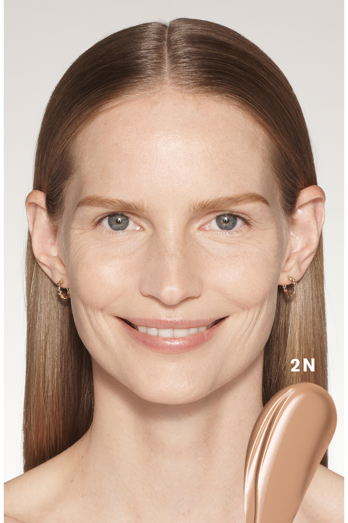 کانسیلر FUTURIST SOFT TOUCH BRIGHTTENING SKINCEALER CONCEALER 2N Estee Lauder