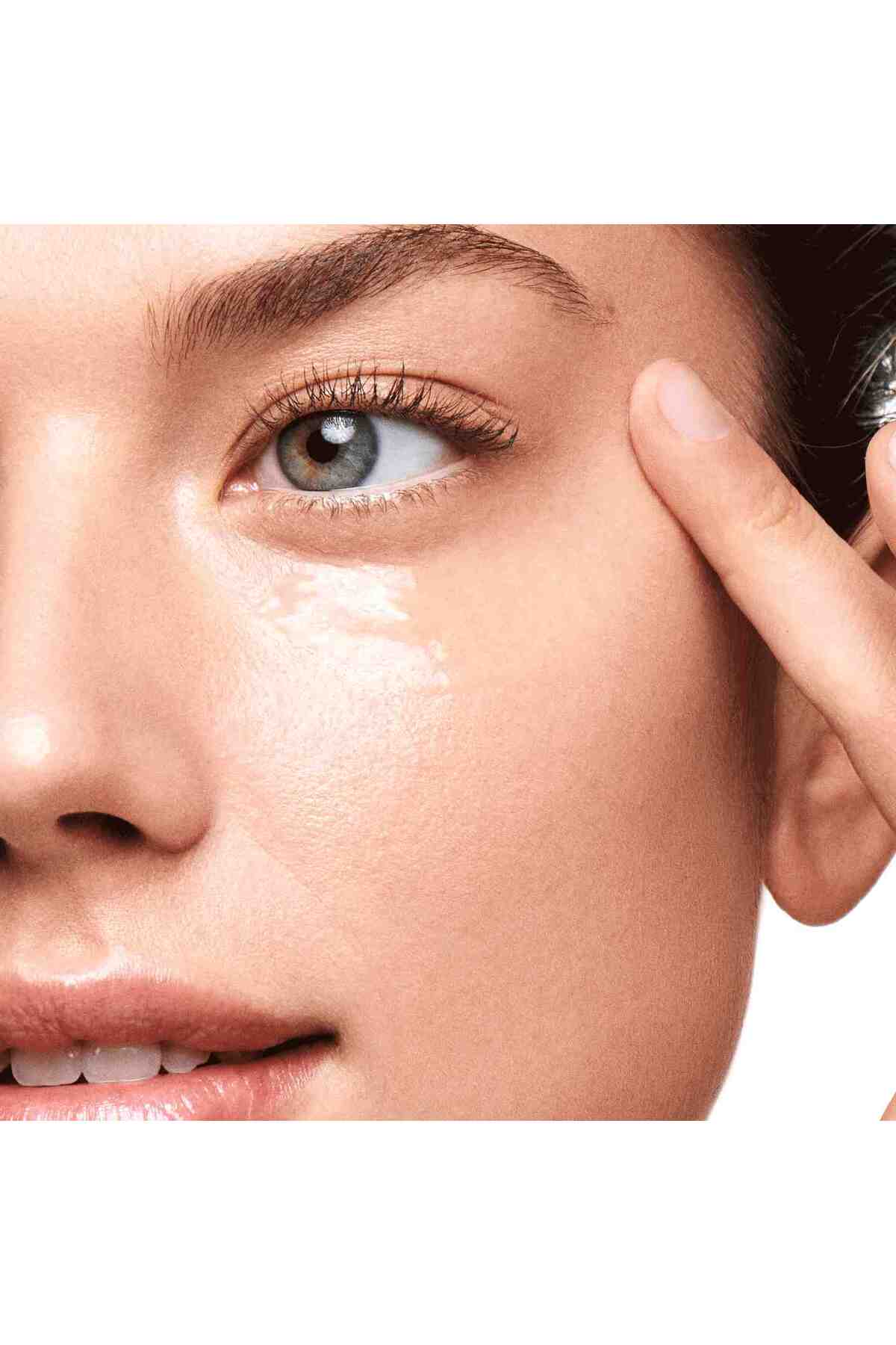 Clinique مراقبت از ناحیه چشم ها با کرم All About Eyes 5 میلی لیتر. ارتفاع سفر