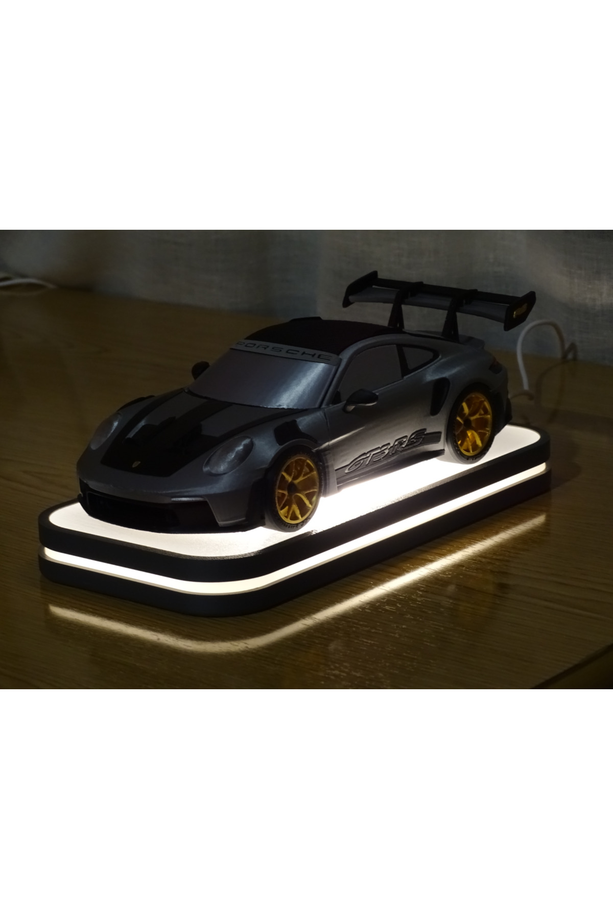 مدل خودرو استند نمایشگاهی طبقه گاراژ با نورپردازی LED RGB – مینی برای خودروهای دیکست و اورجینال DEOZ3D