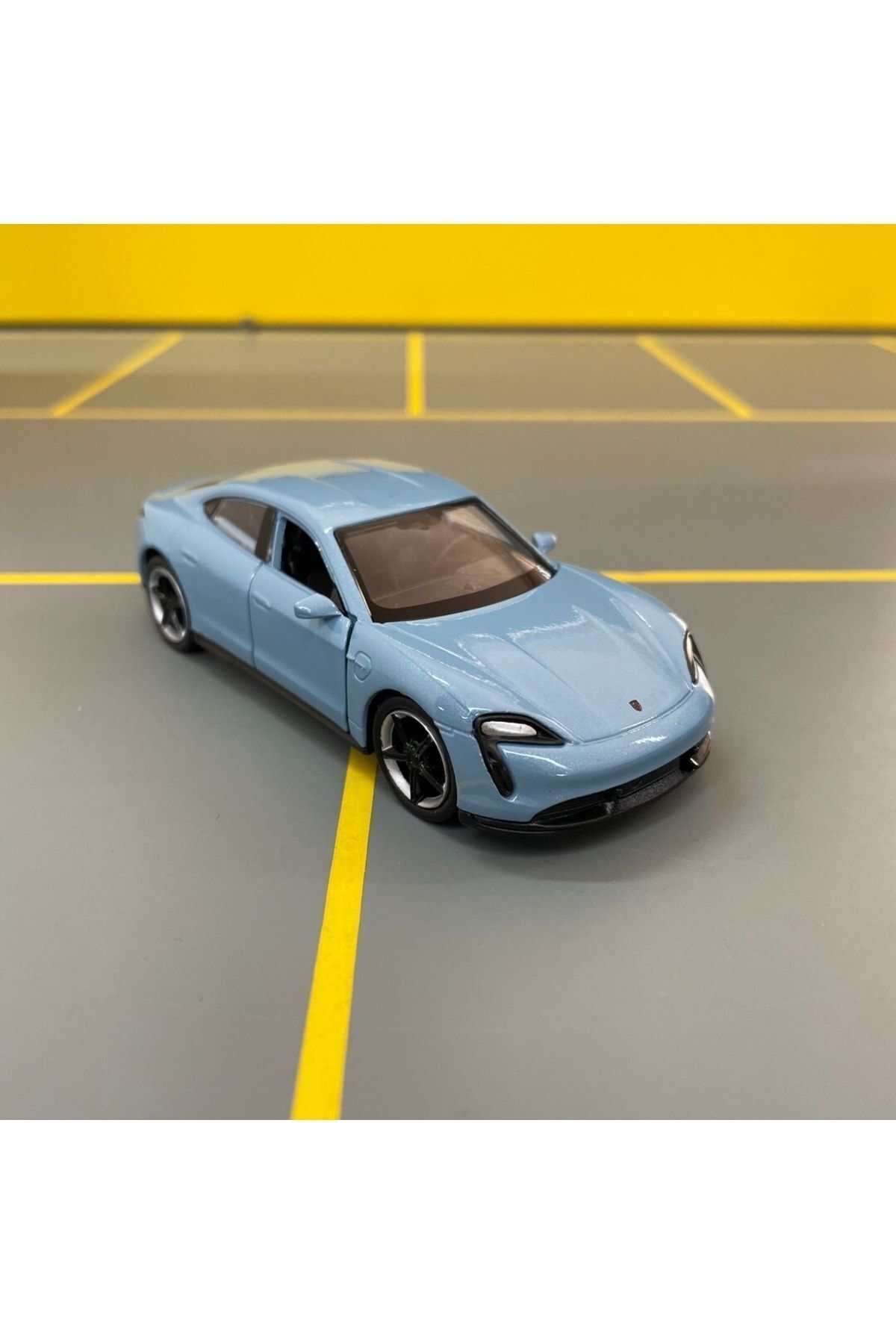 مدل خودرو PORSCHE TAYCAN TURBO S 1 36 SCALE DIECAST METAL MODEL CAR TOY اورجینال Genel Markalar