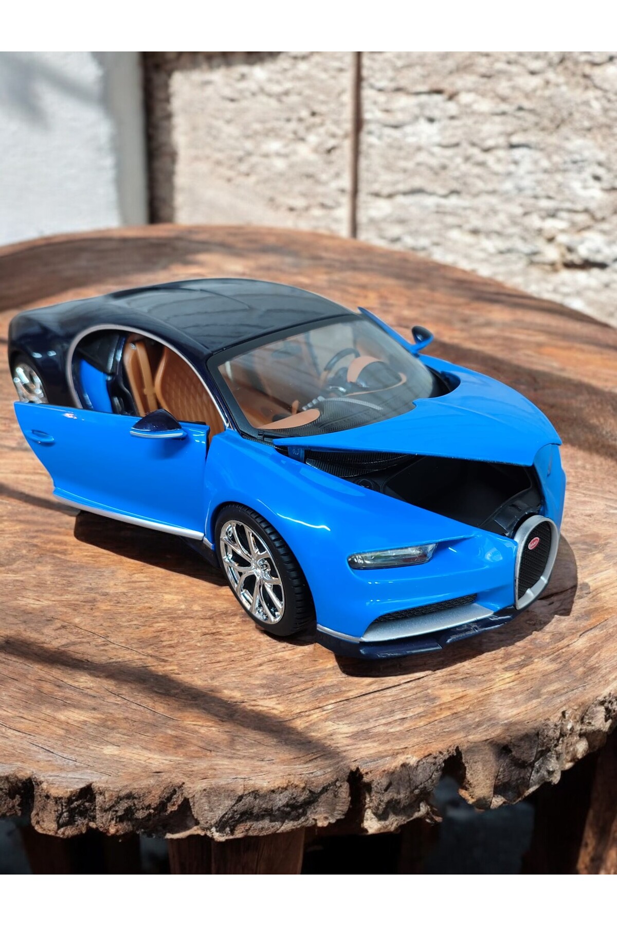 مدل خودرو ماشین کلکسیونی BUGATTI CHIRON 1:18 SCALE BLUE DIE CAST فلزی اصلی اورجینال Burago