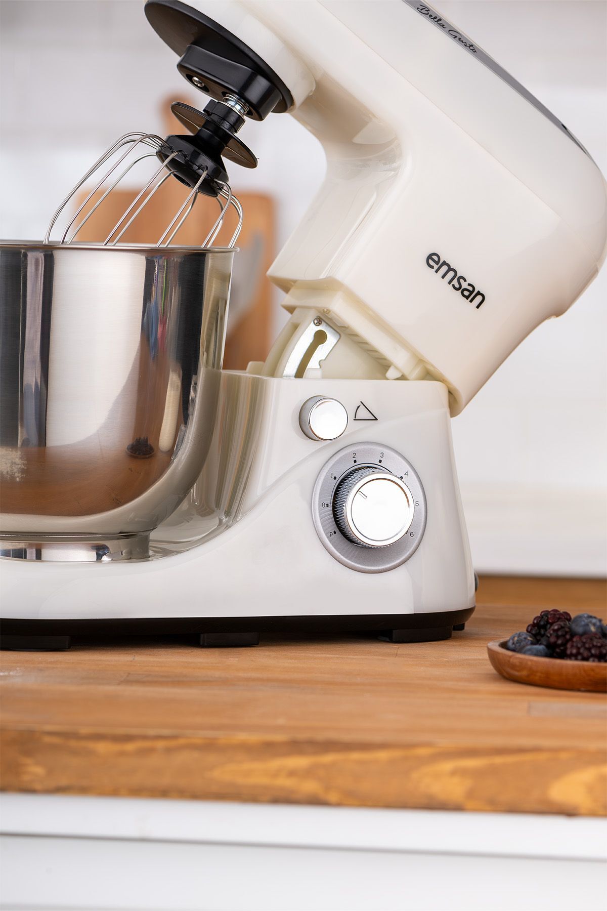 میکسر و ست پایه BELLA GUSTO آشپز آشپزخانه نمادین بژ 1300W 5 لیتری اورجینال Emsan