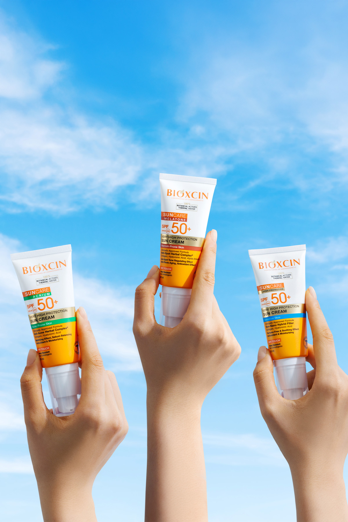 کرم ضد آفتاب صورت با SPF 50 مناسب پوست های مستعد لک 50 میلی لیتر حاوی آلفا آربوتین، کلاژن و اسید هیالورونیک بیوکسکین Bioxcin
