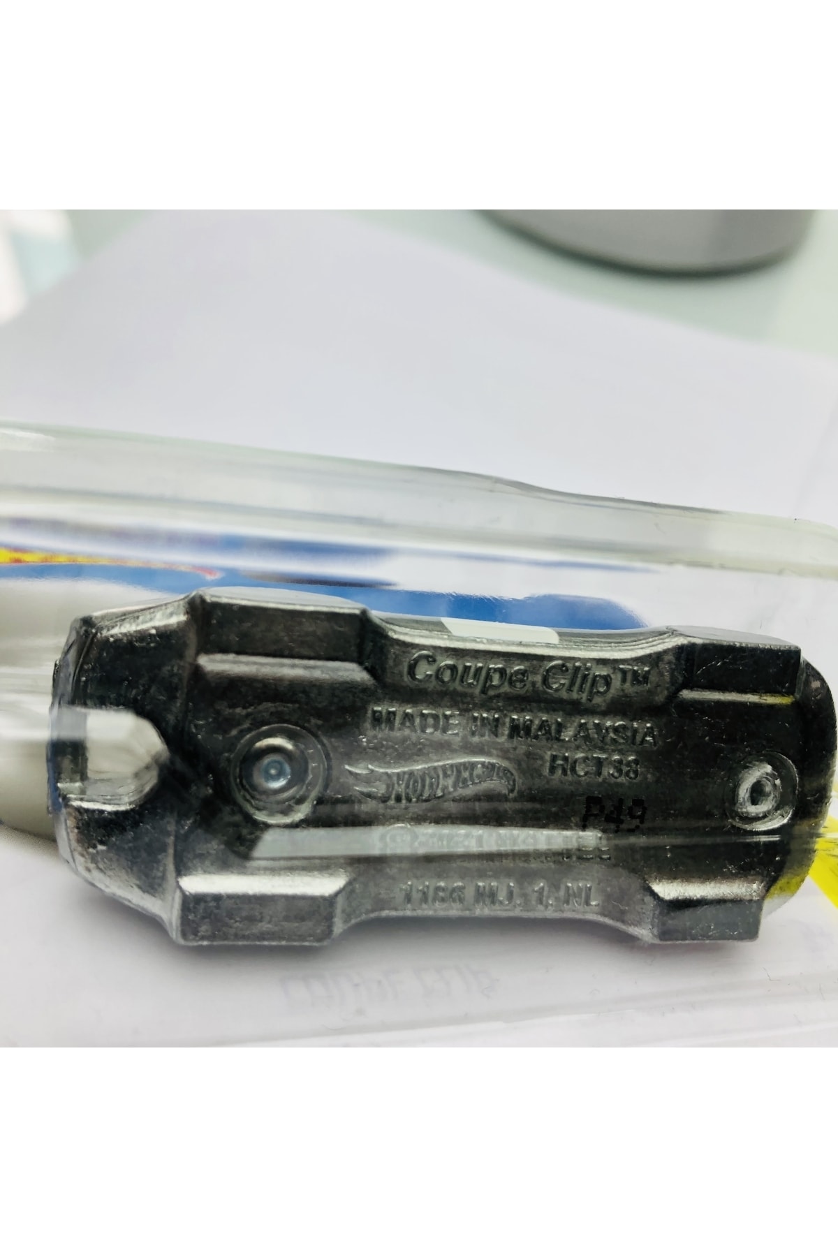ماشین اسباب بازی COUPE CLIP KROME KEYCHAIN ​​1:64 SCALE HOTWHEELS BRAND 6 10 هات ویلز اورجینال HOT WHEELS