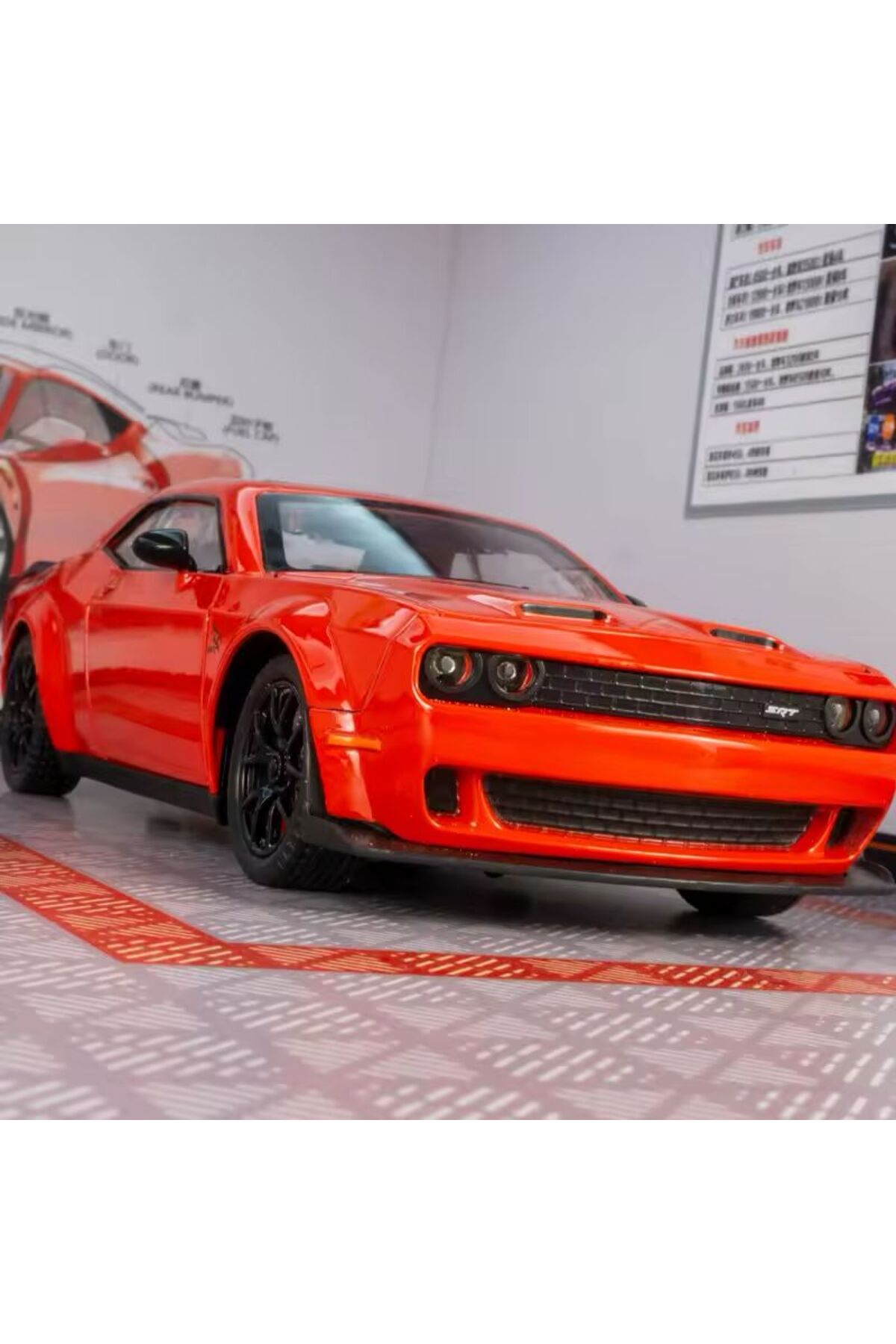 مدل خودرو DODGE CHALLENGER SRT 1:24 DIECAST MODEL CAR با چراغ های صوتی درهای باز شونده اورجینال SECTOYS