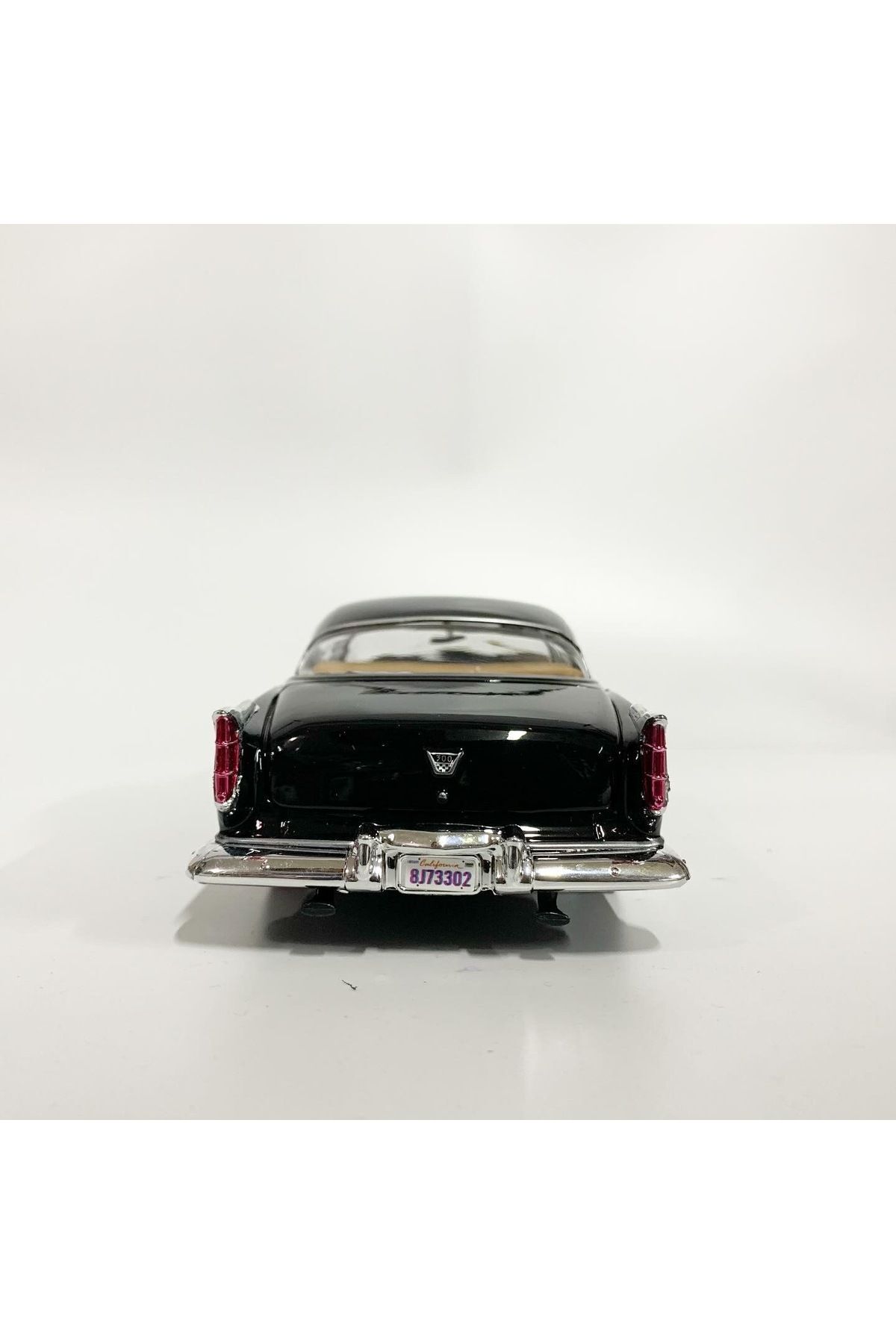 مدل خودرو MOTORMAX 1 24 CHRYSLER C300 1955 اورجینال Motor Max