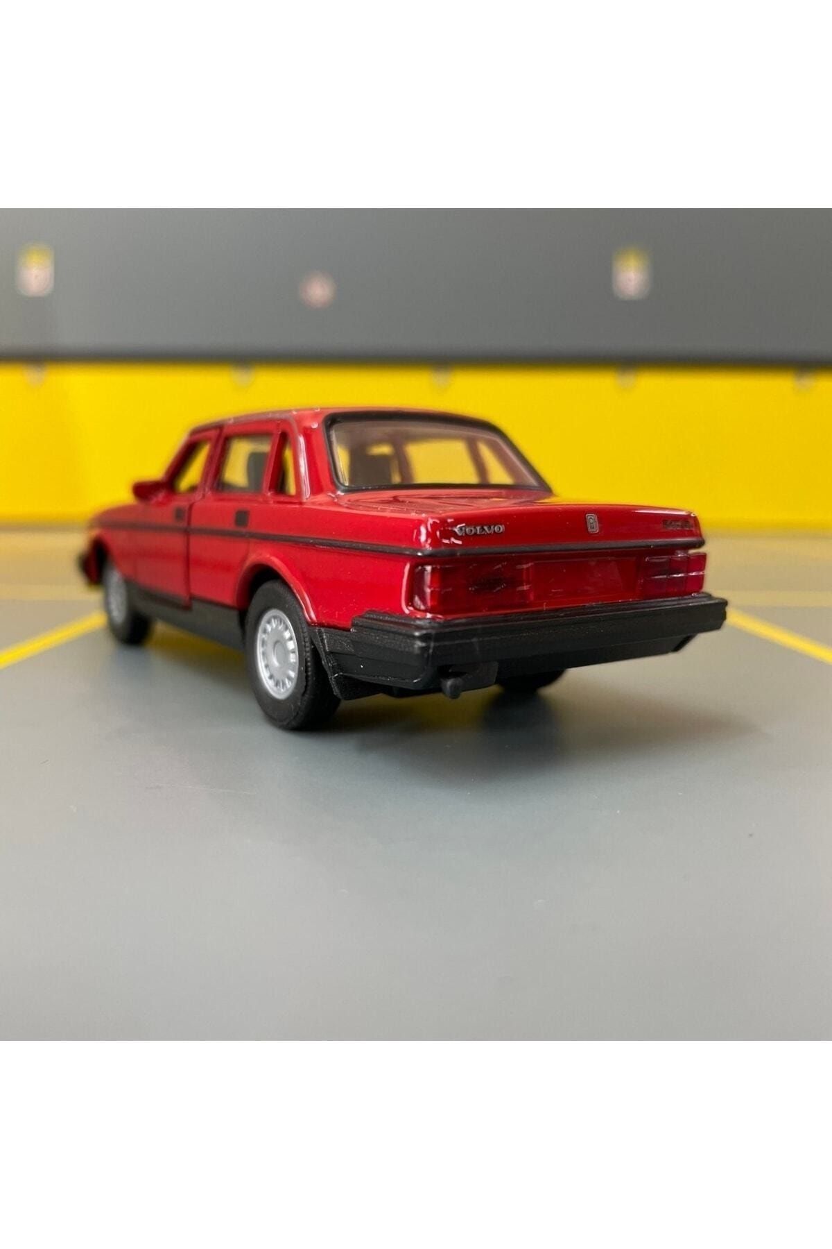 مدل خودرو ماشین اسباب بازی ولوو 240 GL 1 36 SCALE DIECAST METAL MODEL اورجینال WELLY