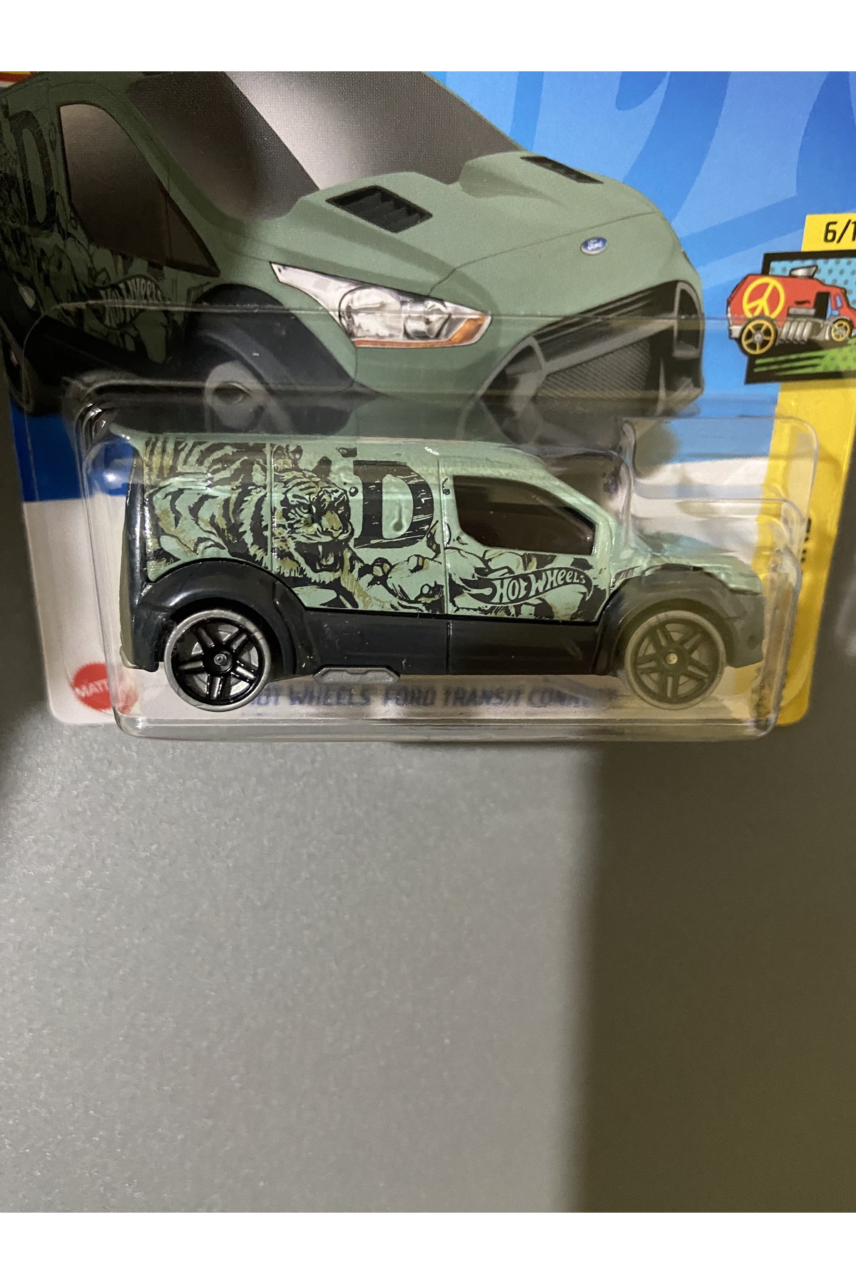 ماشین اسباب بازی فورد ترانزیت اتصال هات ویلز اورجینال HOT WHEELS