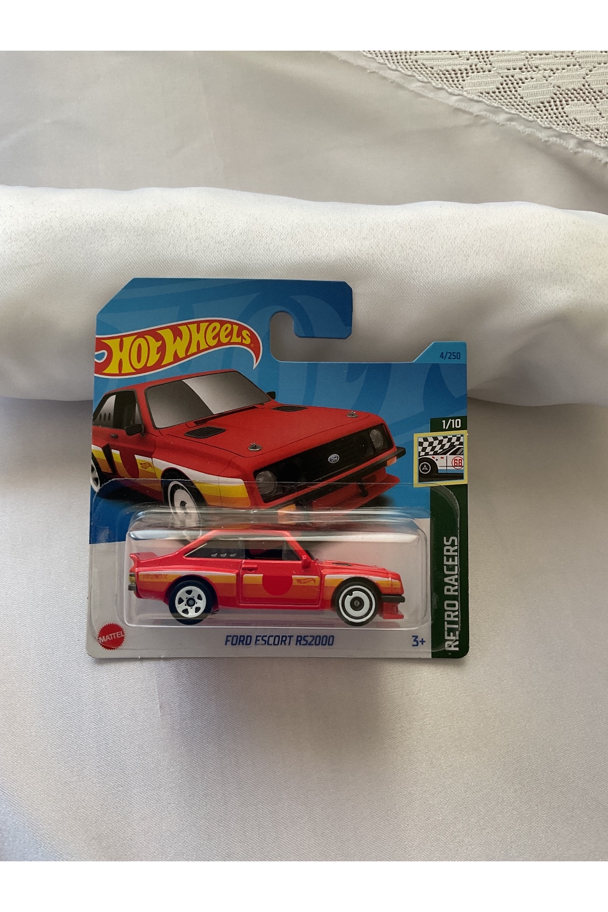 ماشین اسباب بازی فورد اسکورت RS2000 ح: 027 هات ویلز اورجینال HOT WHEELS
