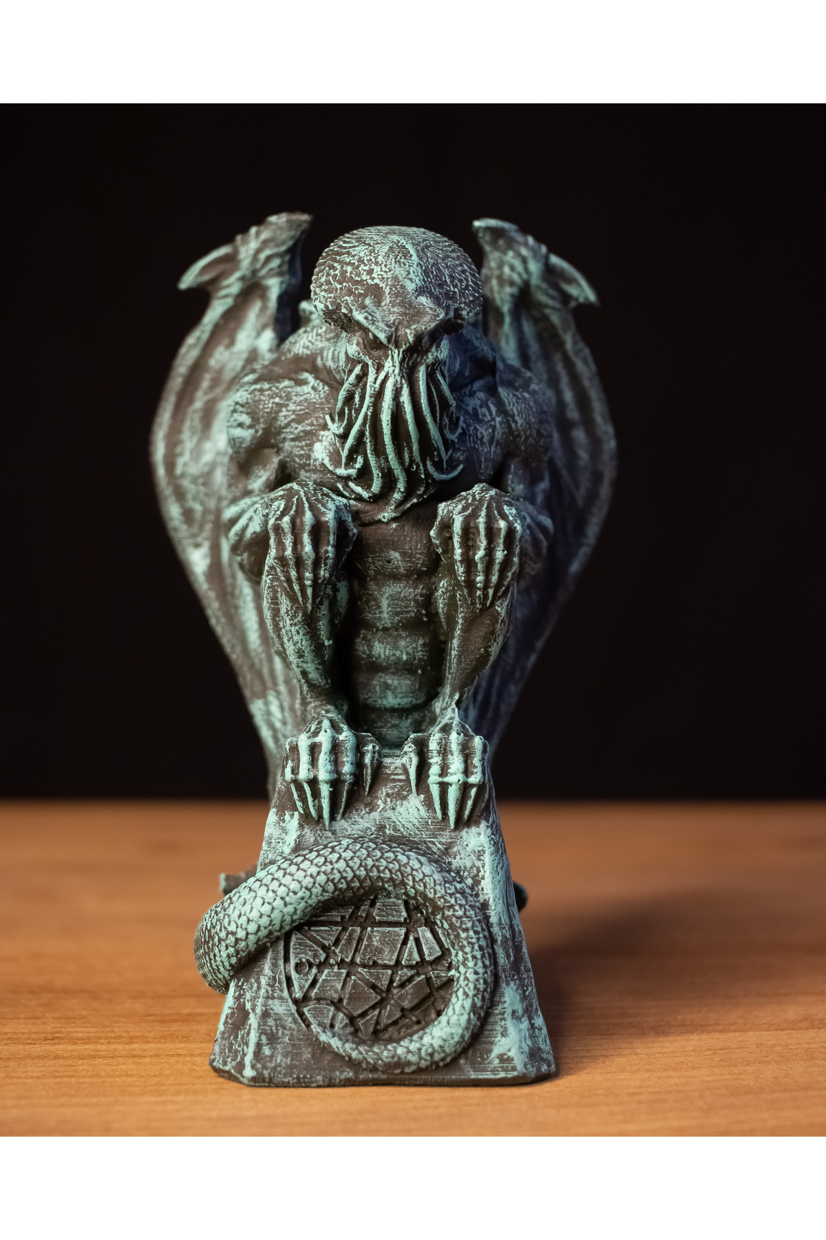 فیگور CALL OF CTHULHU شکل H.P. LOVECRAFT اصل Kingdom of 3D