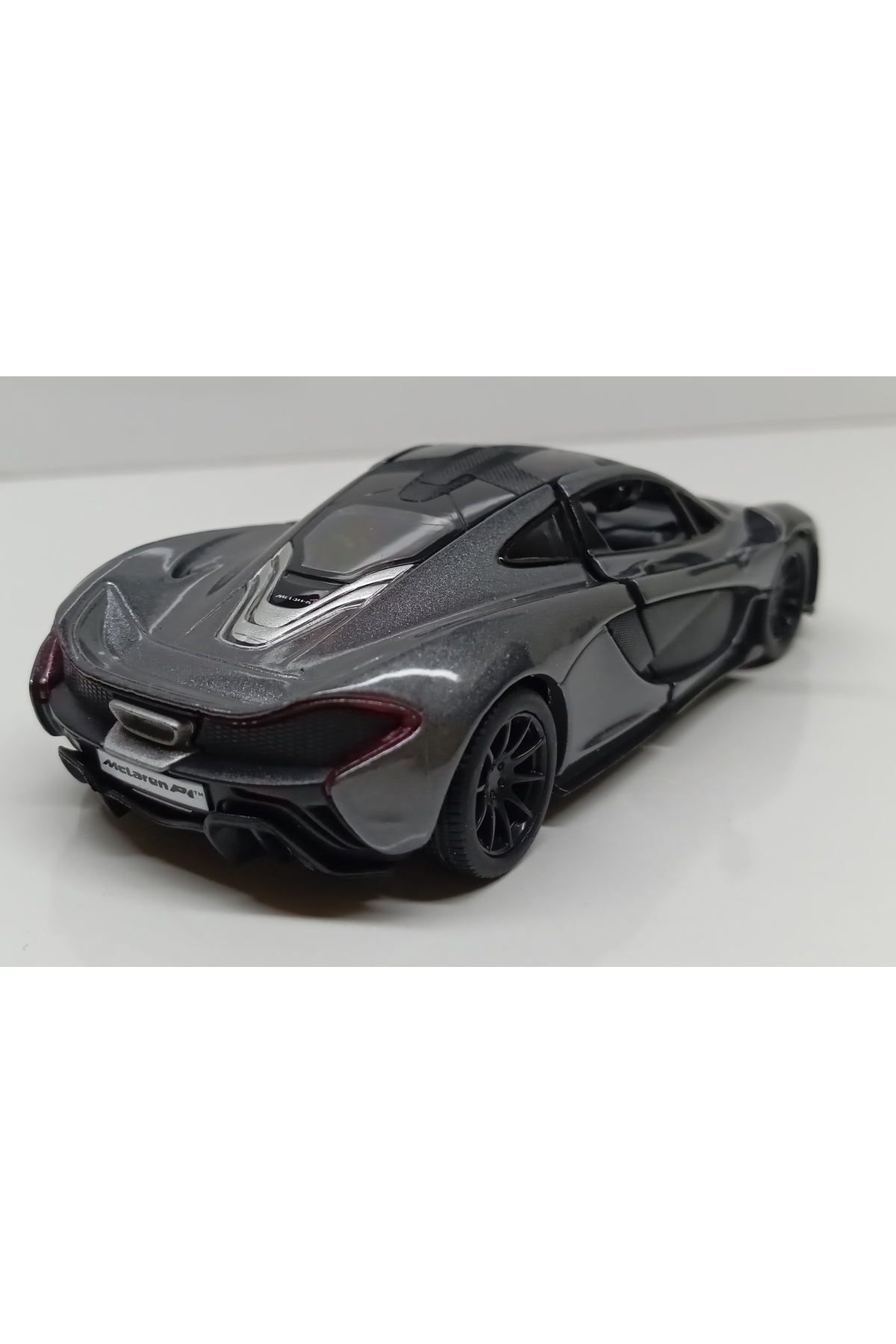 مدل خودرو در مقیاس 1:36 MCLAREN P1 ماشین فلزی را بکشید و رها کنید از ترکیه Kinsmart