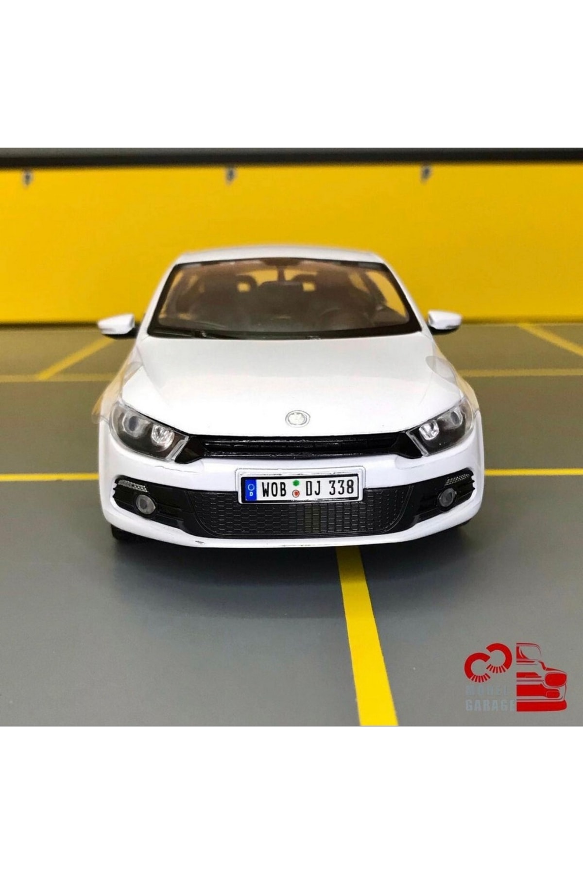 مدل خودرو VOLKSWAGEN SCIROCCO 1 24 SCALE C&amp;C MODEL GARAGE DIECAST METAL اورجینال WELLY