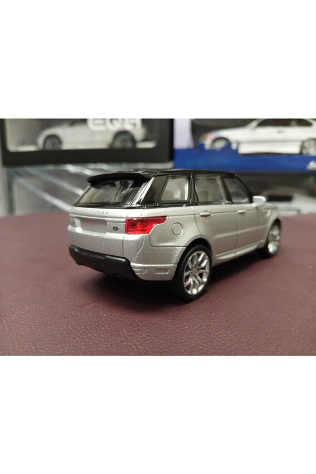 مدل خودرو 1:36 SCALE RANGE ROVER SPORT DIECAST MODEL خاکستری اورجینال WELLY