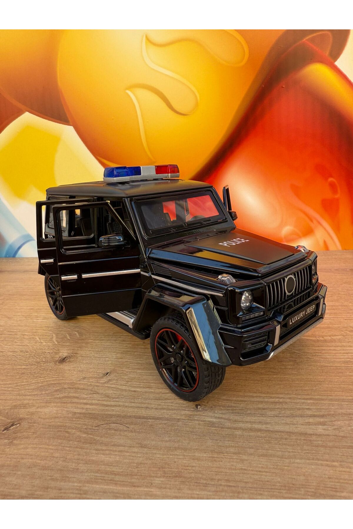 مدل خودرو مرسدس G65 DIECAST CAR پلیس باز کن درب صندوق عقب تعلیق با نور صدا اورجینال scntoys