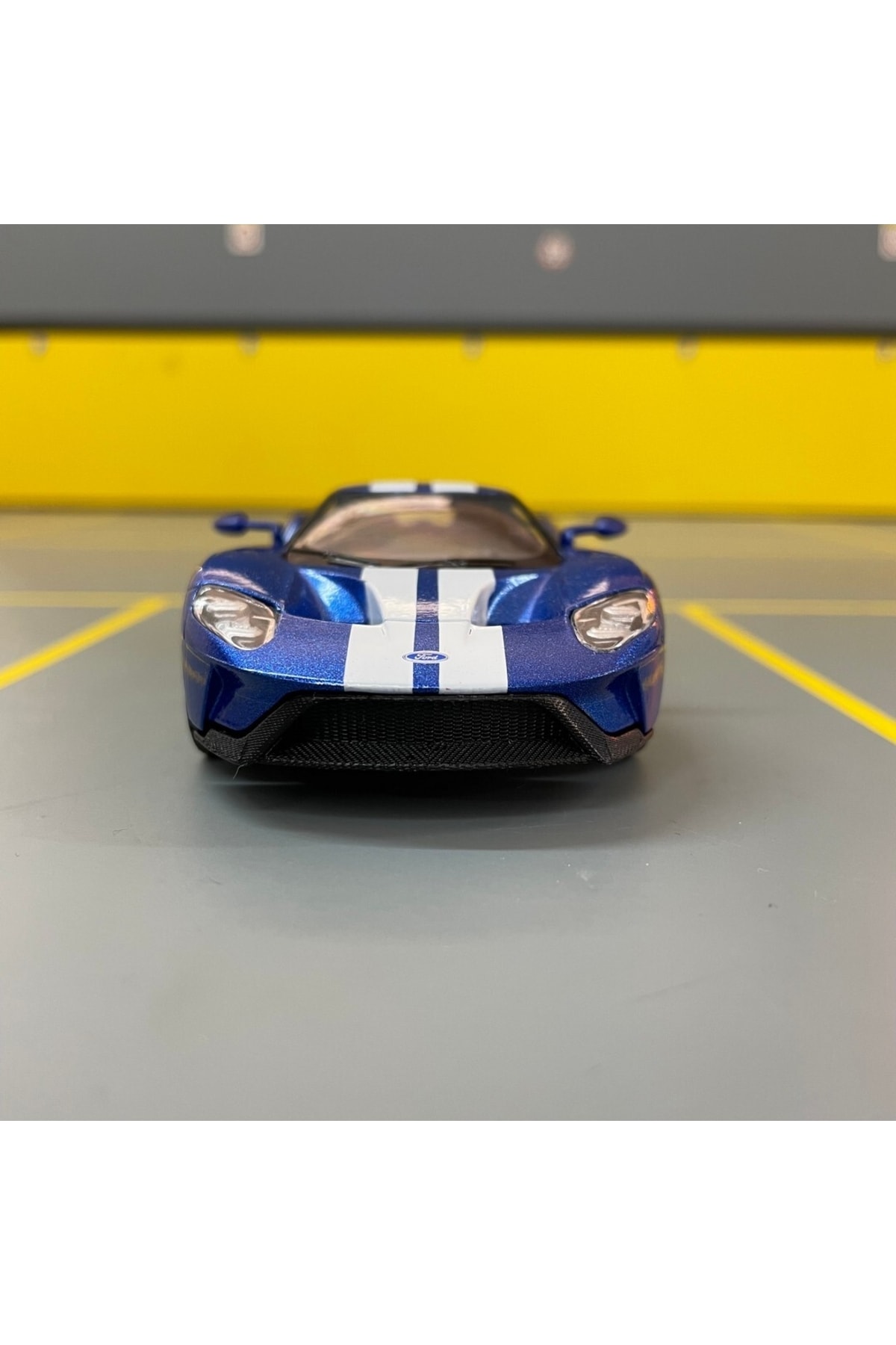مدل خودرو FORD GT 1 36 SCALE DIECAST METAL MODEL CAR PULL DROP TOY 2017 از ترکیه Kinsmart
