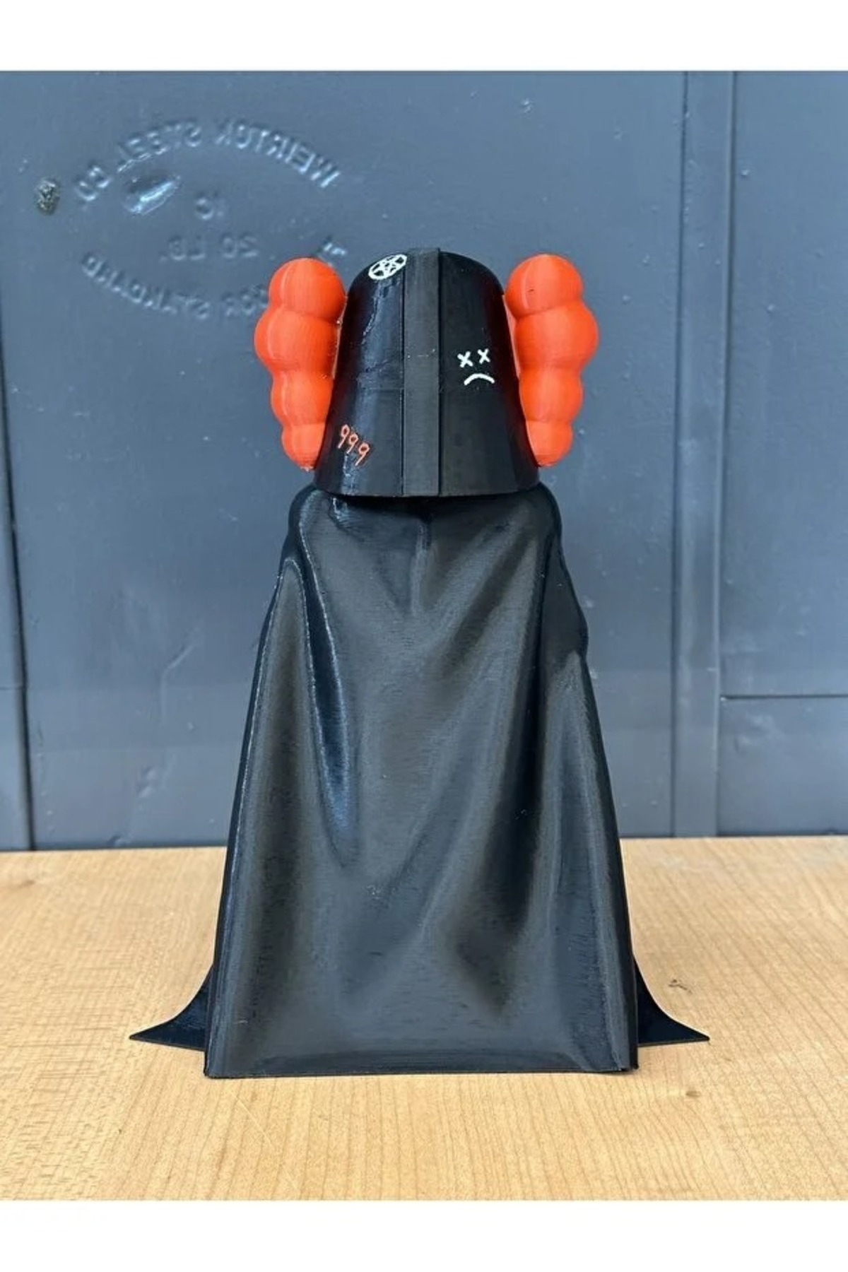فیگور KAWS DARTH VADER FIGUR PAINTED STARWARS بزرگ سایز 20 سانتی متر FOLİNZA