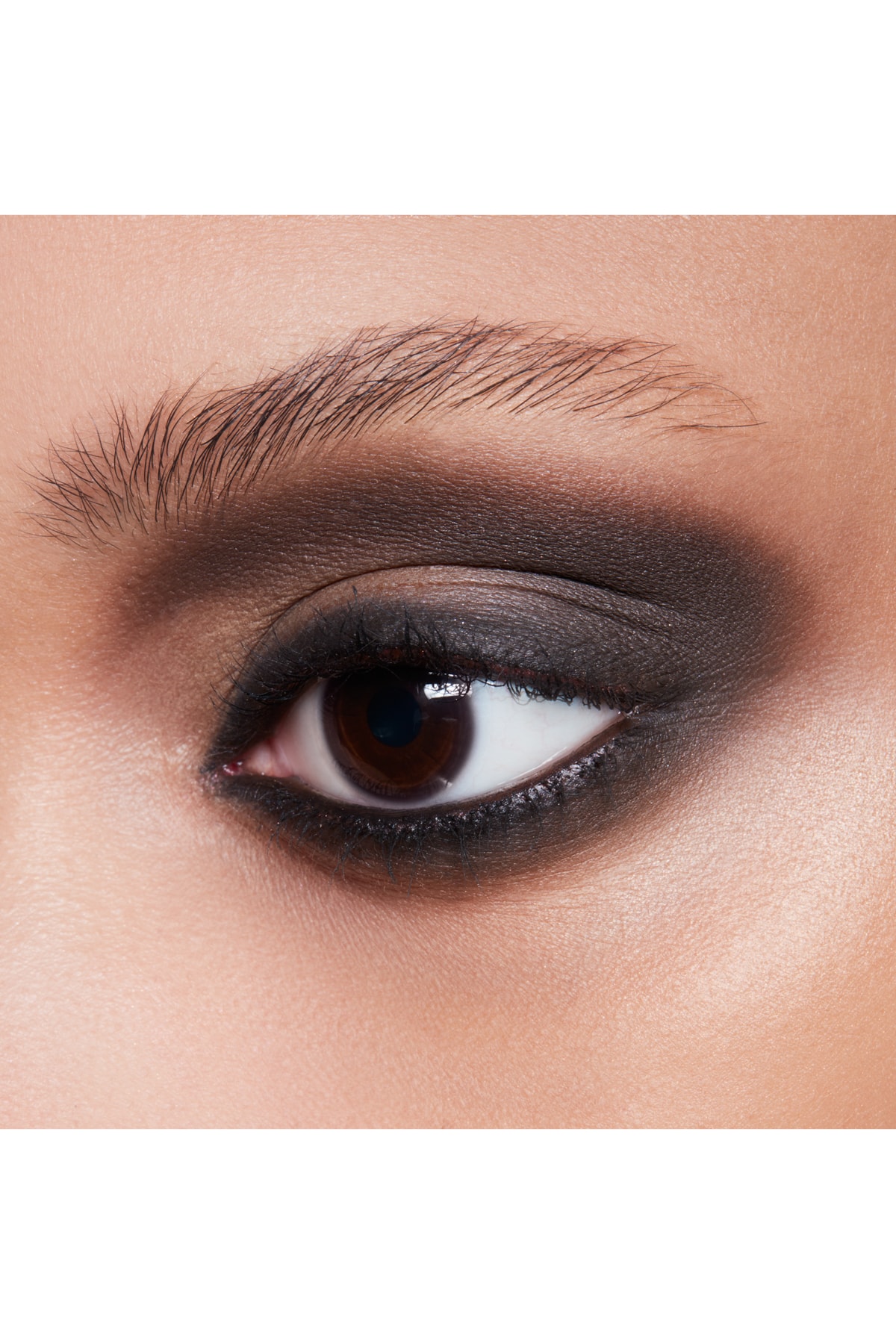 سایه چشم تکی PRO PALETTE REFILL PAN مدل BRUN قهوه ای مایل به سیاه حجم 1.3 میل مک MAC