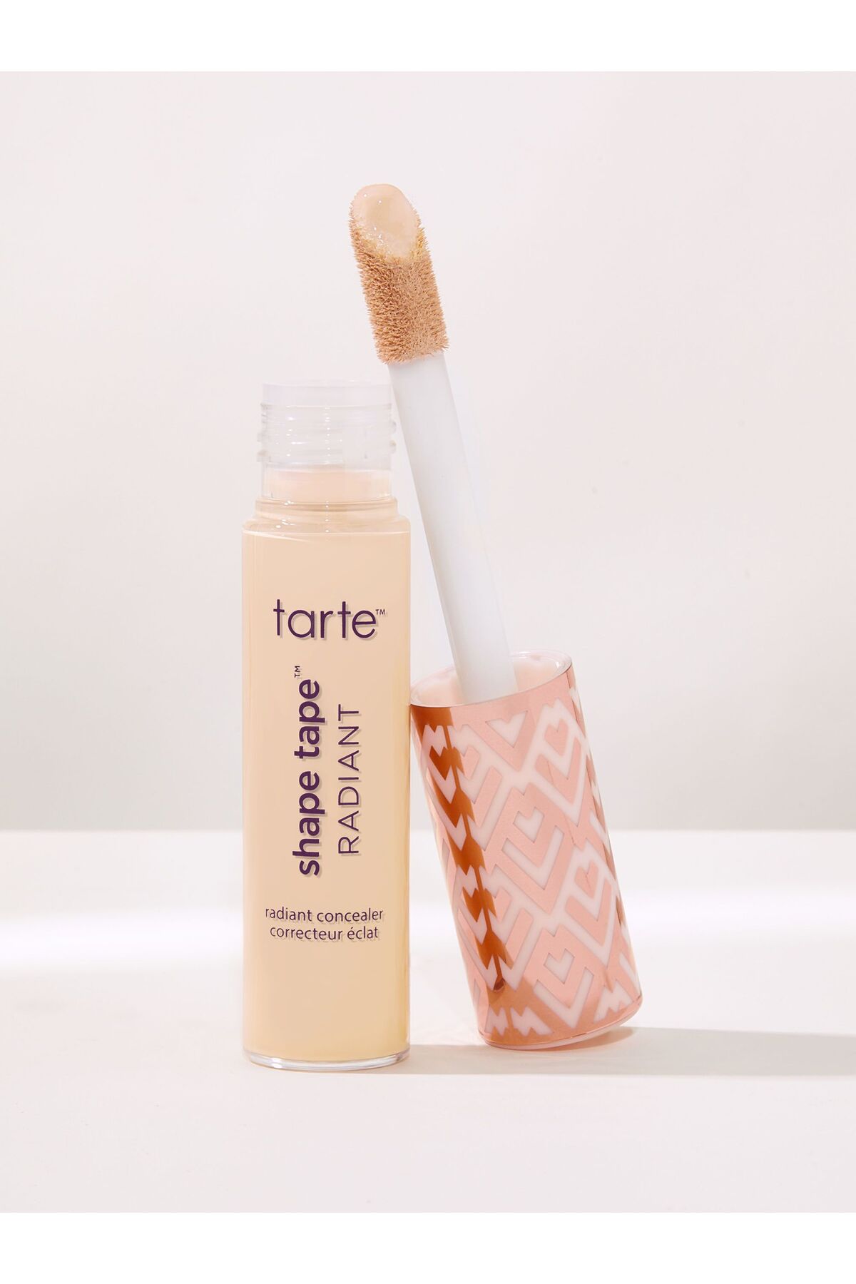 کانسیلر نوار شکل ™ RADIANT CONEALER مرطوب کننده اسید هیالورونیک تیره 10 میل Tarte