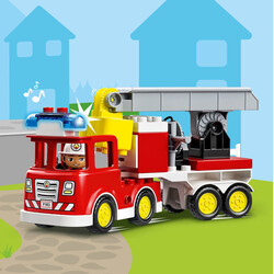 مجموعه ساختنی کامیون آتش‌نشانی لگو LEGO DUPLO مدل 10969، ۲۱ قطعه، مناسب ۲ سال به بالا