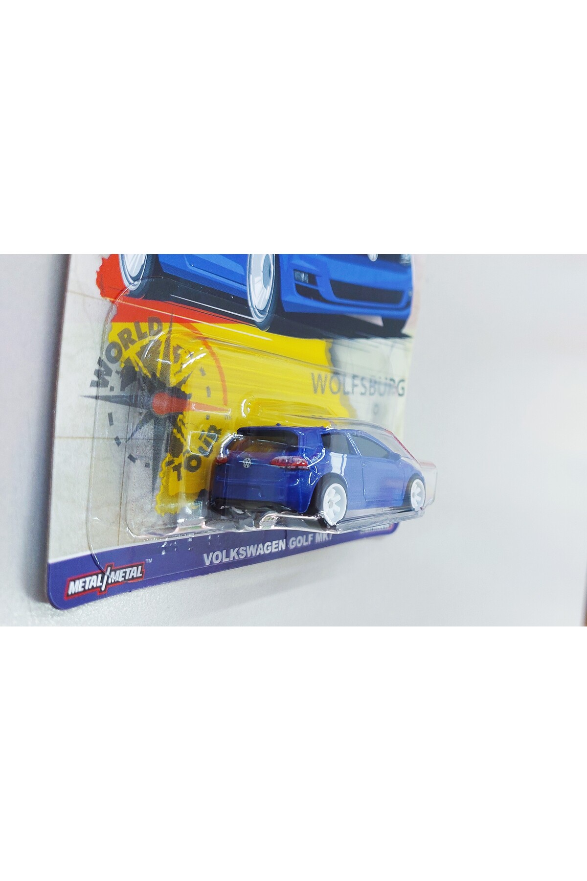 ماشین اسباب بازی خودروی ممتاز فولکس واگن گلف MK7 تور جهانی 2024 . HOT WHEELS