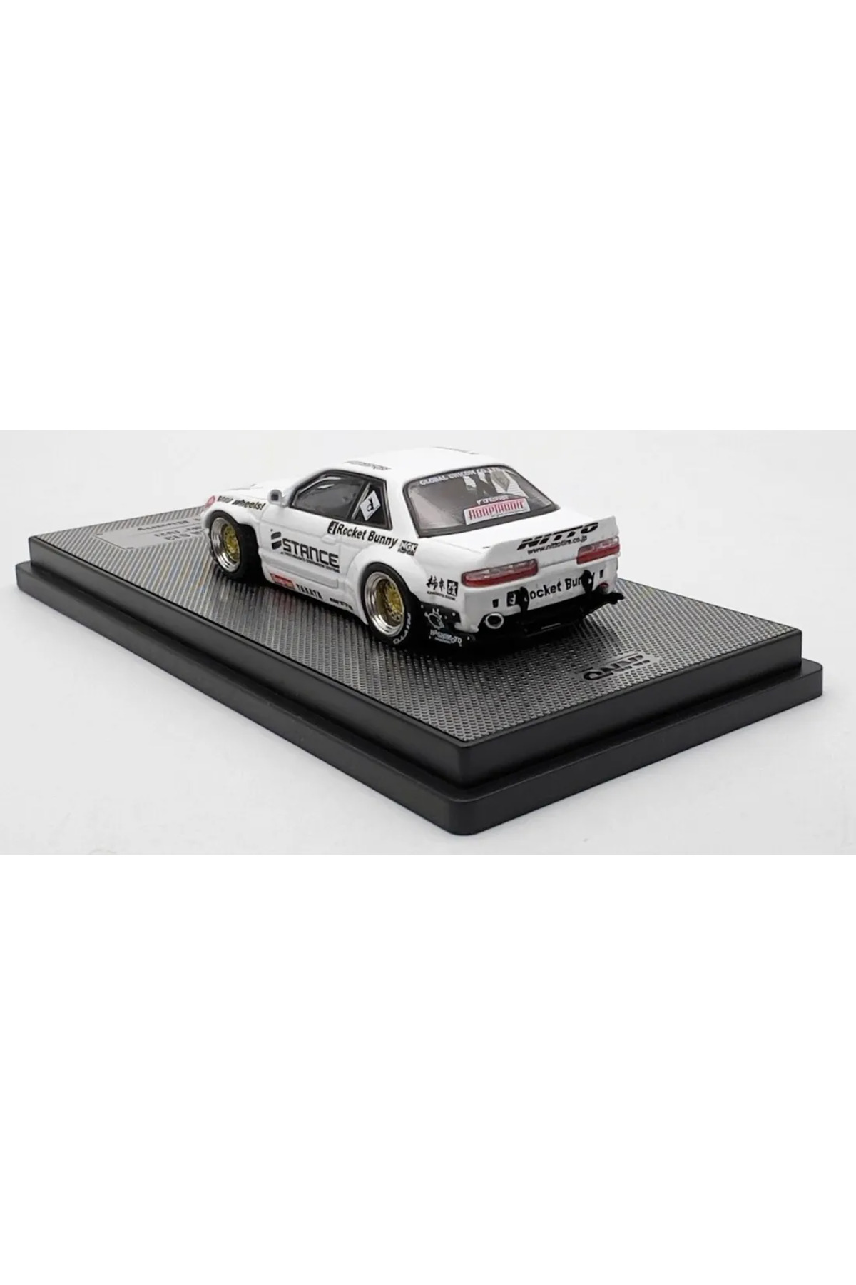 مدل خودرو INNO64 NISSAN SILVIA S13 V2 PANDEM ROCKET BUNNY سفید اورجینال Inno