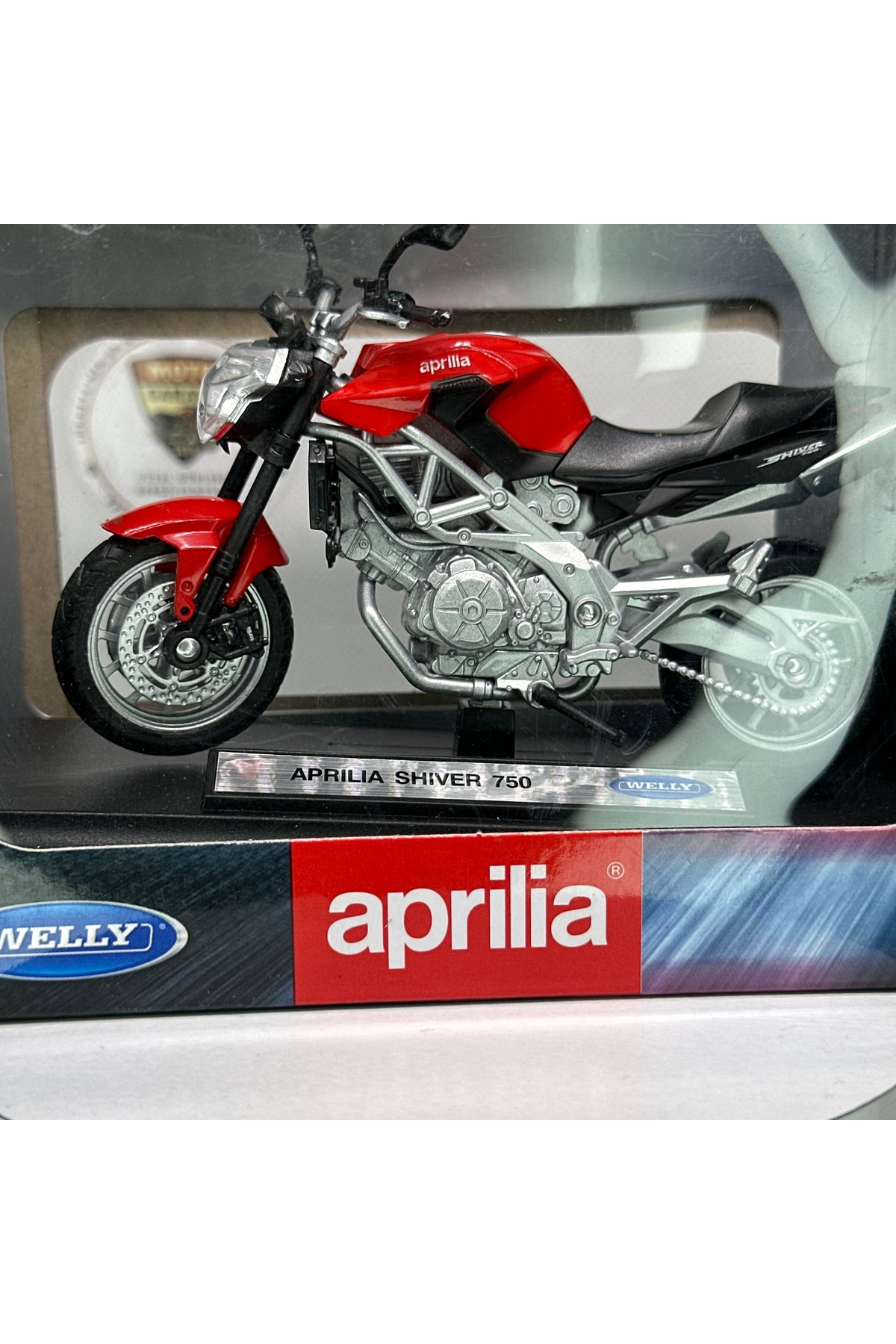 مدل خودرو موتورسیکلت APRILIA SHIVER 750 1:18 DIECAST MODEL – فلزی اورجینال WELLY