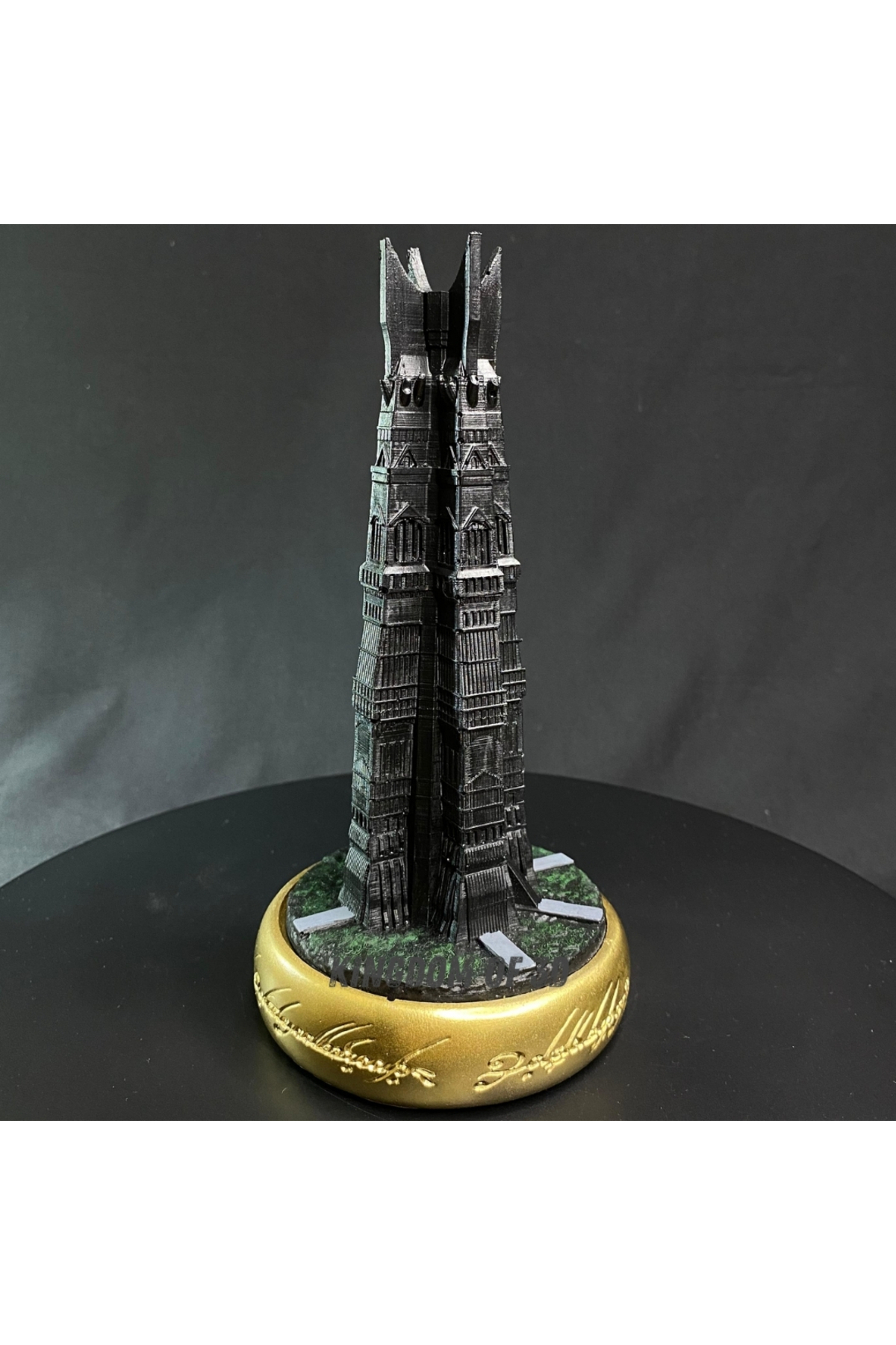فیگور ارباب حلقه ها برج ارتانک ایزنگارد هدیه از ترکیه Kingdom of 3D