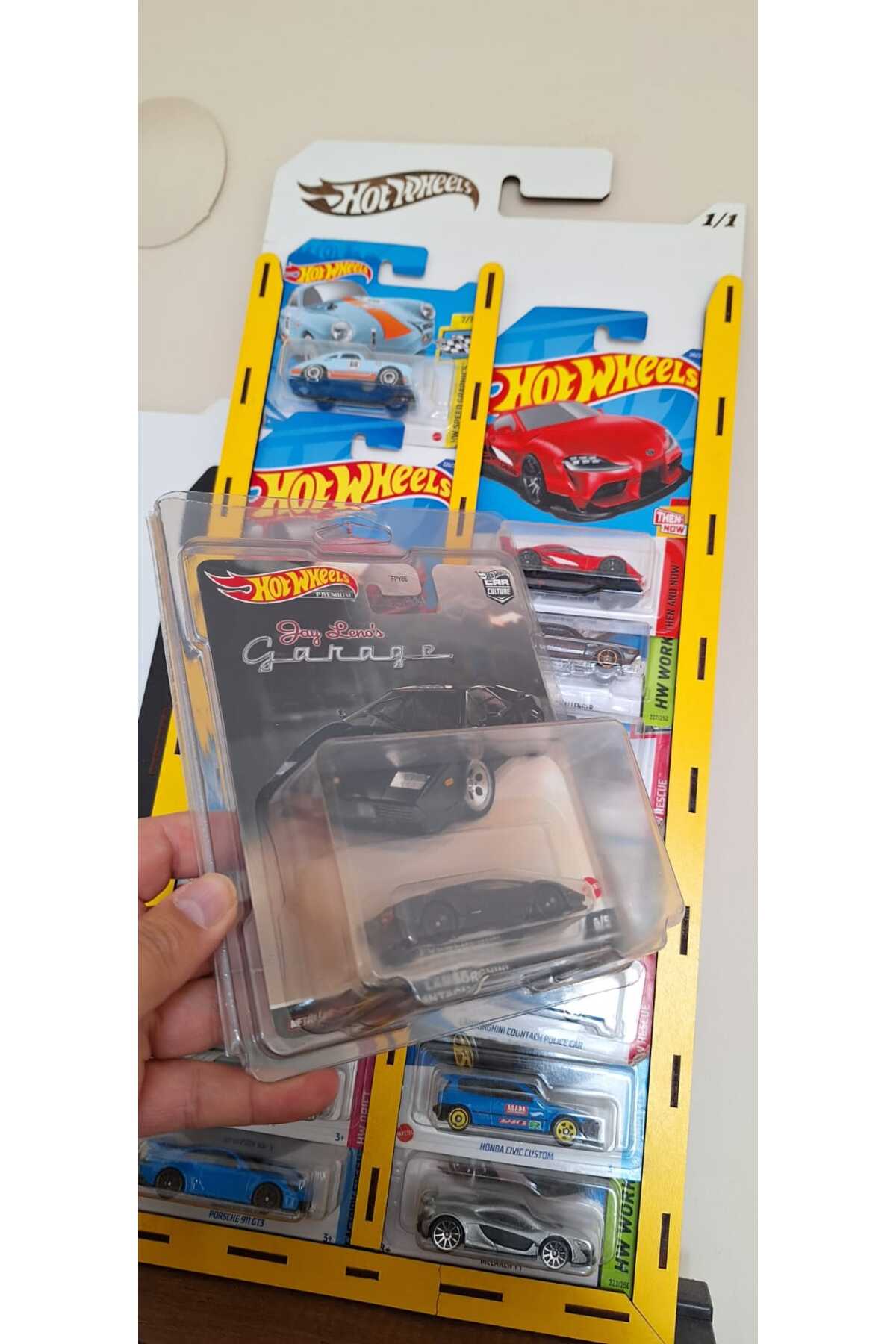 ماشین اسباب بازی مقیاس محافظت حق بیمه HOTWHEELS 1.64 هات ویلز اورجینال HOT WHEELS