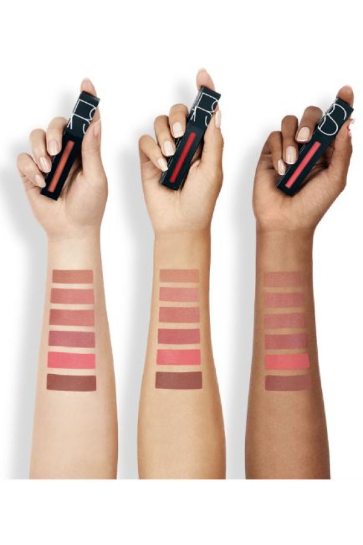 رژ لب POWERMATTE رنگدانه آن را بالا ببرید Nars