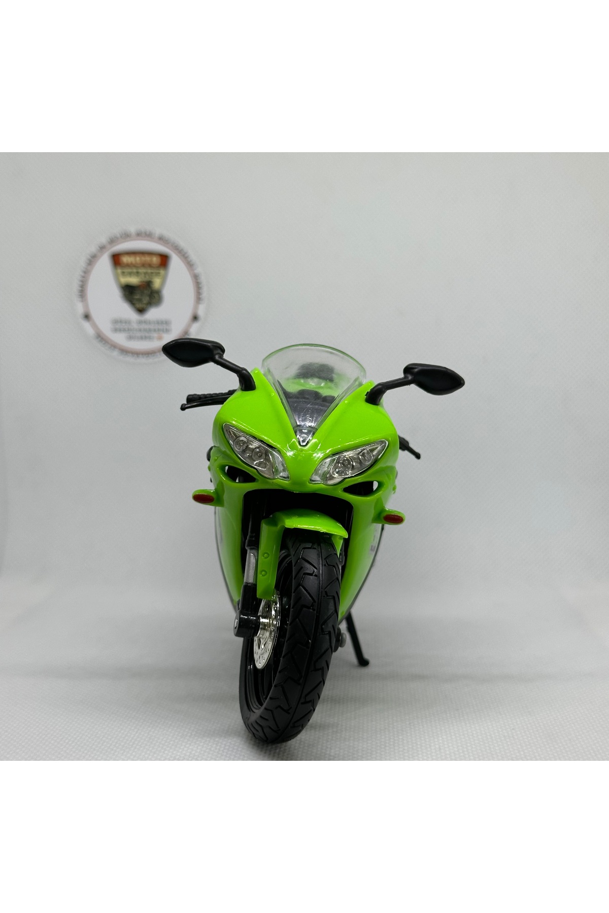 مدل خودرو یاماها YZF R1 موتورسیکلت دیکست 1:12 – فلزی و اسباب بازی کلکسیونی سبز اورجینال Maisto Diecast