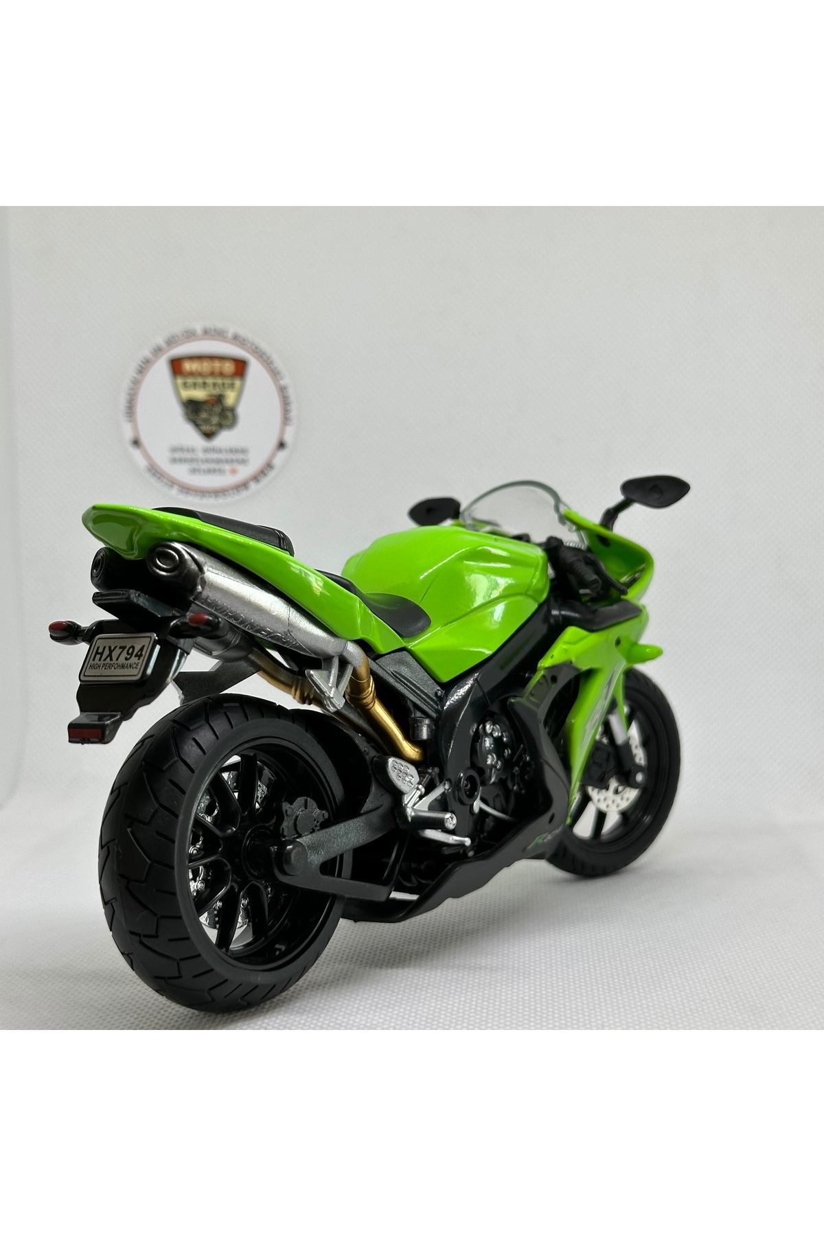 مدل خودرو یاماها YZF R1 موتورسیکلت دیکست 1:12 – فلزی و اسباب بازی کلکسیونی سبز اورجینال Maisto Diecast