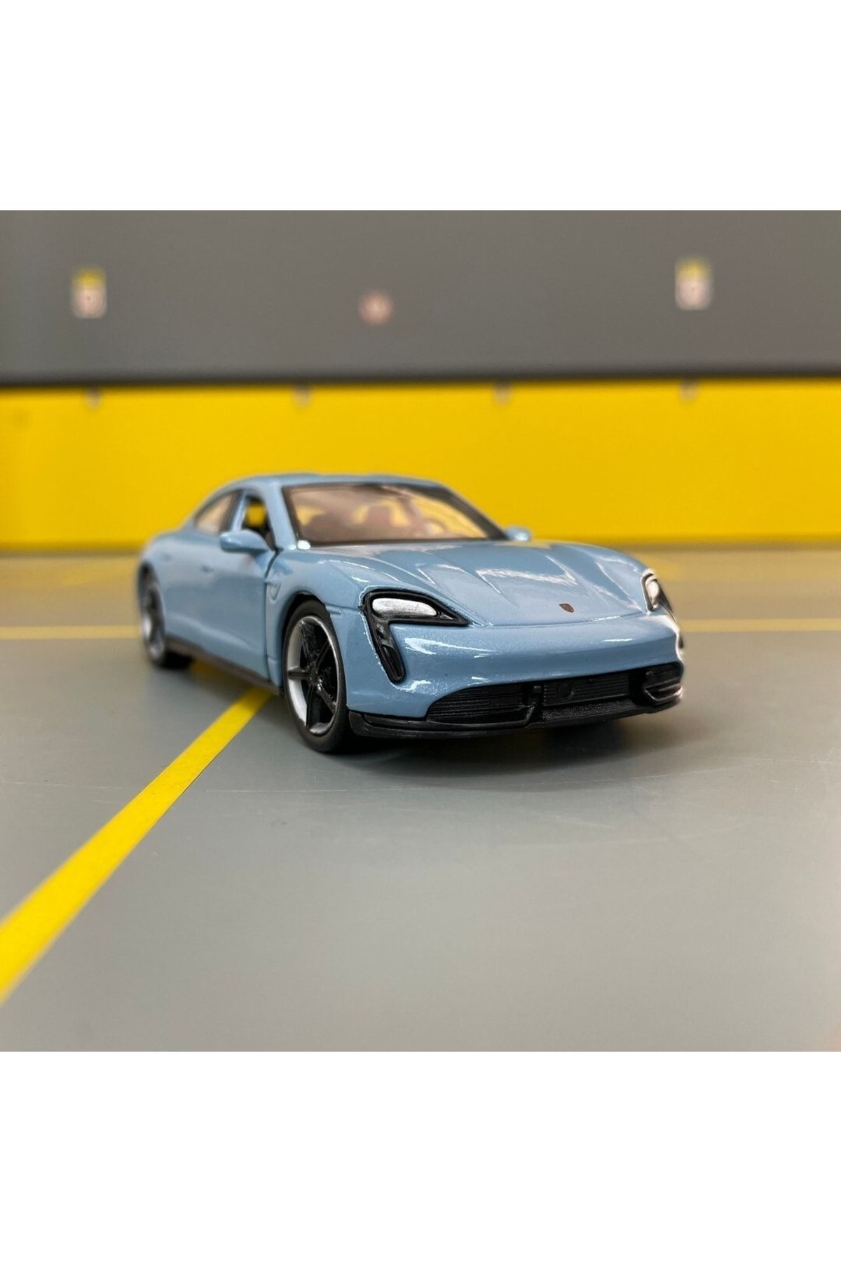 مدل خودرو PORSCHE TAYCAN TURBO S 1 36 SCALE DIECAST METAL MODEL CAR TOY اورجینال Genel Markalar