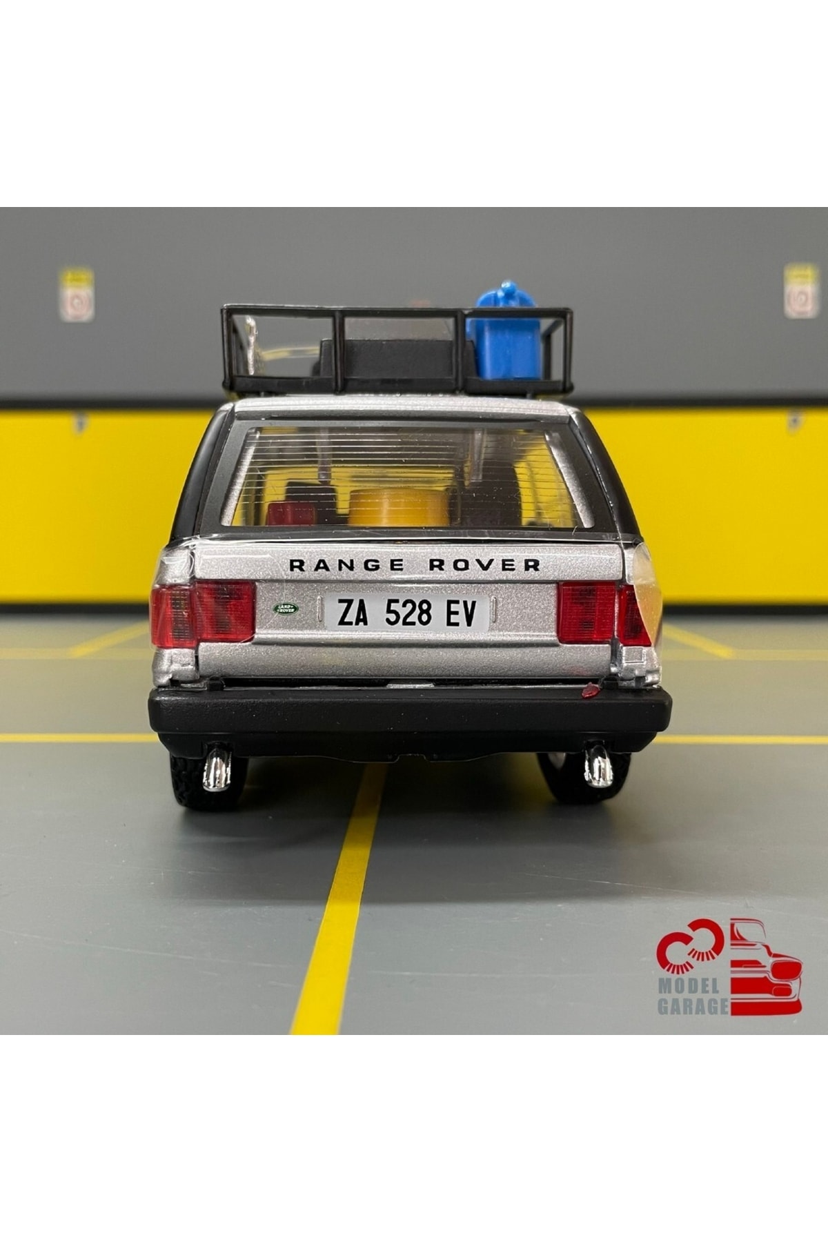 مدل خودرو RANGE ROVER 1 24 SCALE C&amp;C MODEL GARAGE DIECAST METAL CAR اورجینال Burago