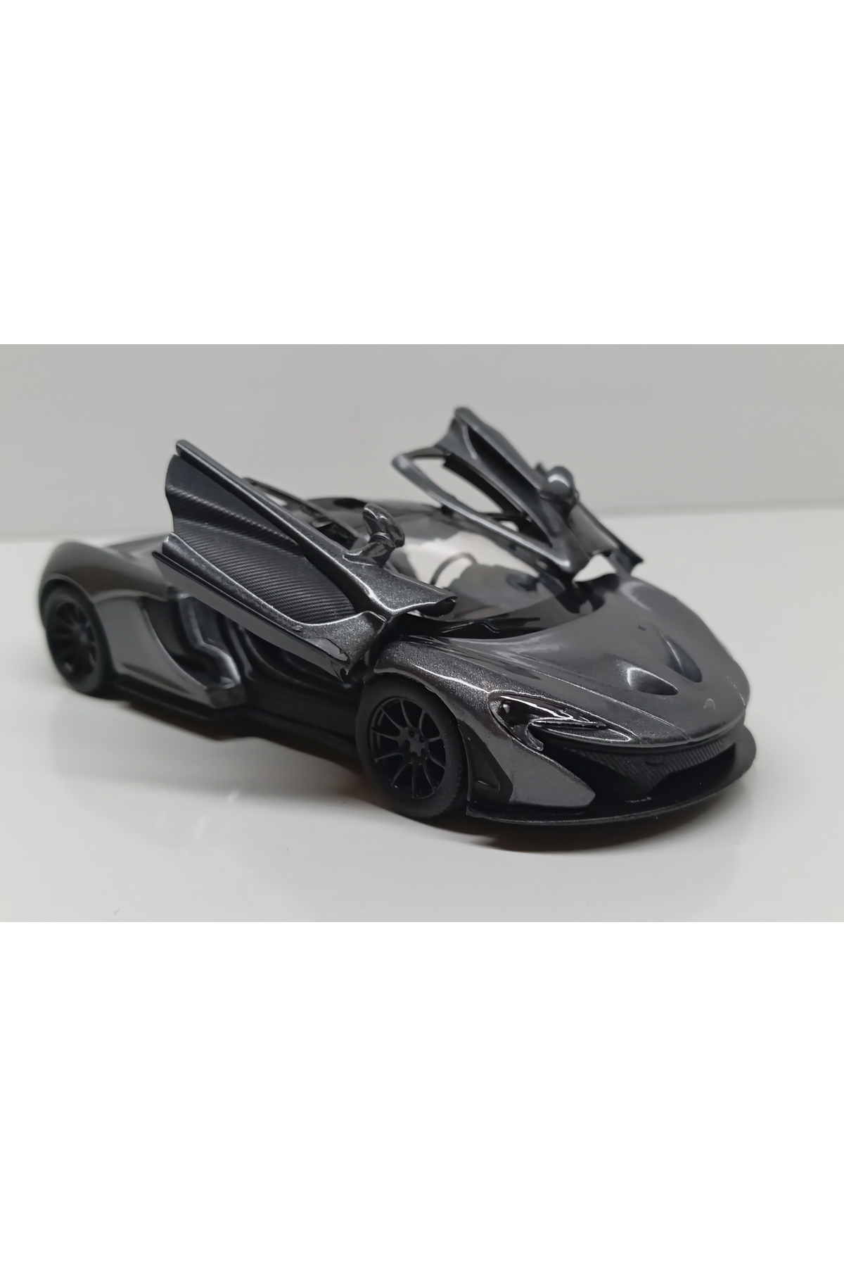 مدل خودرو در مقیاس 1:36 MCLAREN P1 ماشین فلزی را بکشید و رها کنید از ترکیه Kinsmart