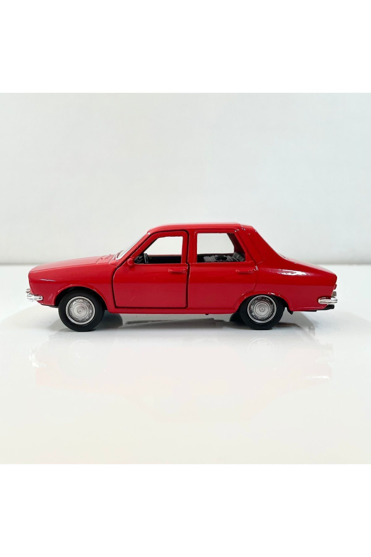 مدل خودرو RENAULT 12 1 36 SCALE WELLY DIECAST METAL CAR TOY PULL DROP اورجینال WELLY