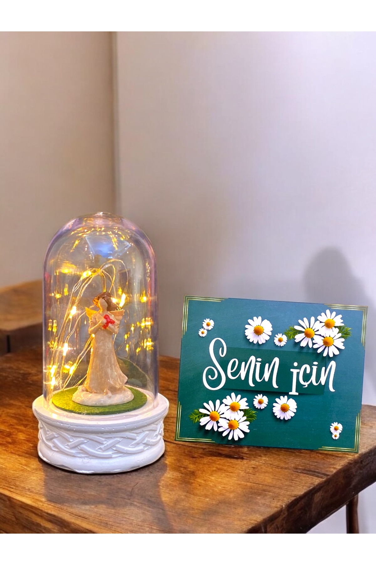 گوی برفی شیشه ای LED با فرشته خوش شانس | هدیه برای ولنتاین تولد از ترکیه hediye arıları