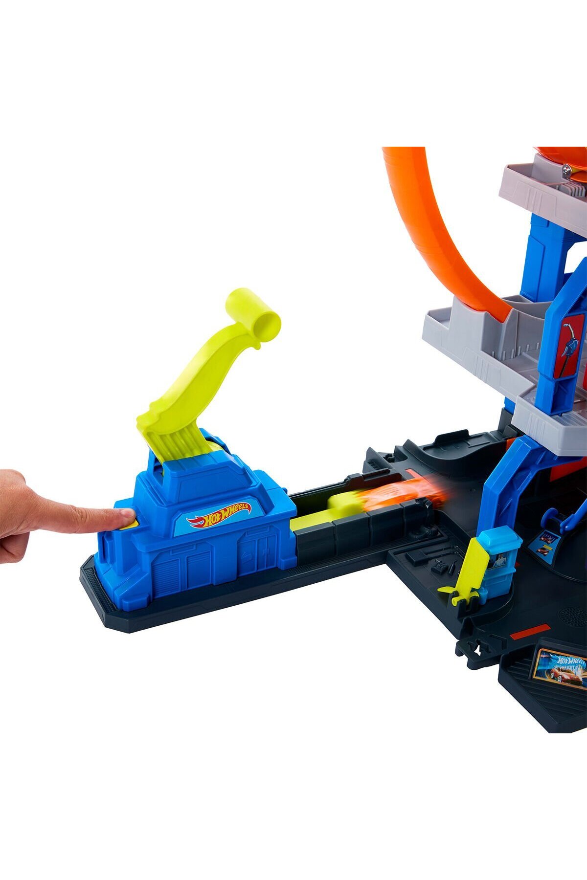 اسباب بازی های فیگور دیگر گاراژ مگا لوپ JBM74 از ترکیه HOT WHEELS