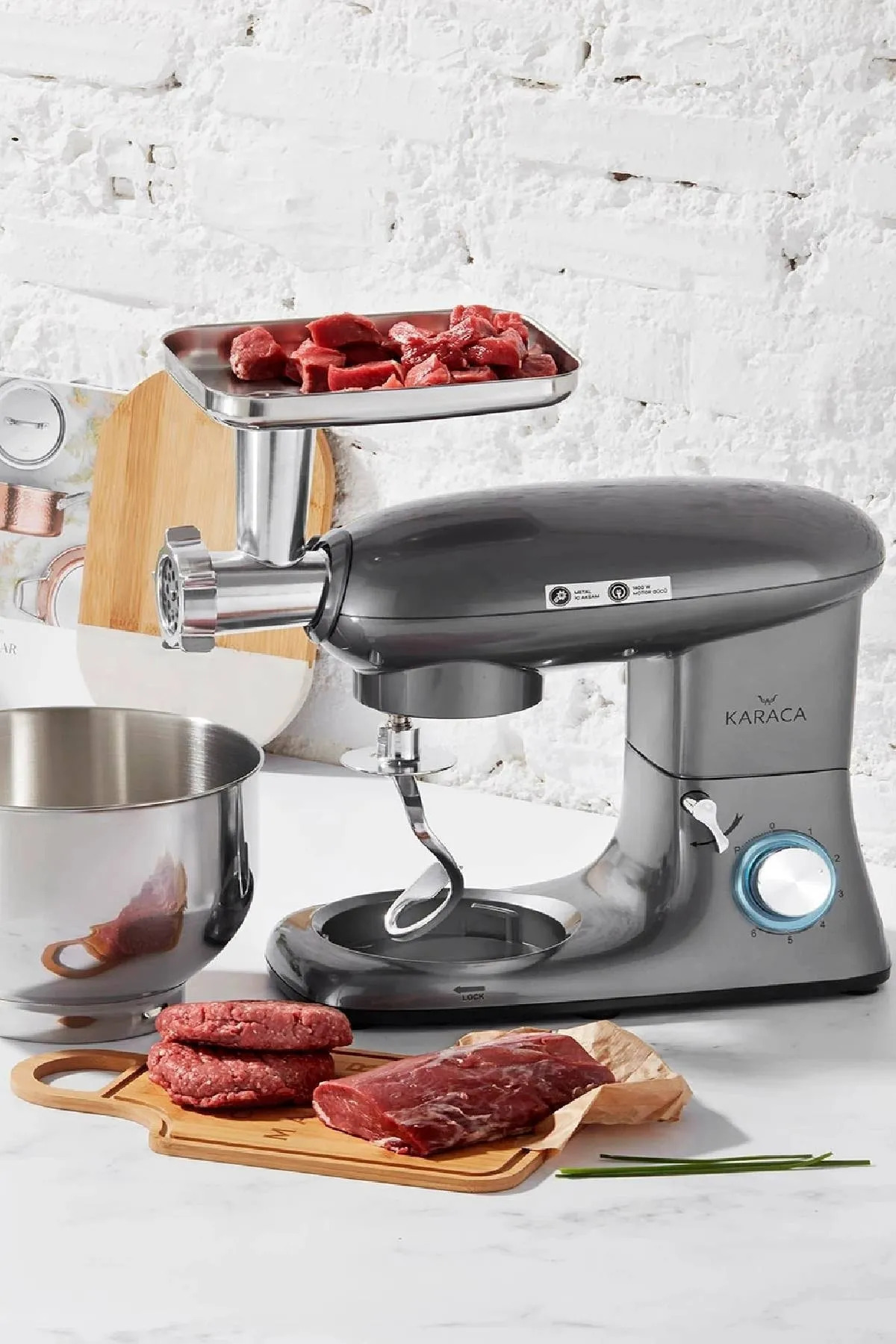 میکسر و ست پایه مولتی‌شف آشپزخانه سرآشپز 1900 وات 5.5 لیتری با چرخ‌کش سوسک سوسیس آپارات کیبه اورجینال Karaca