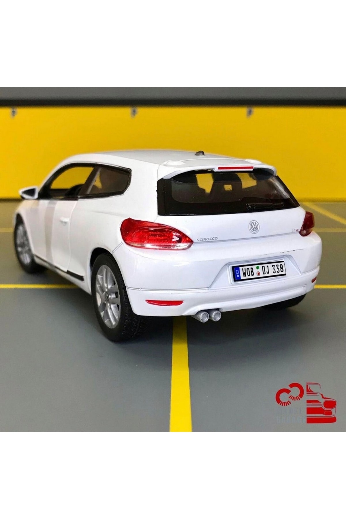 مدل خودرو VOLKSWAGEN SCIROCCO 1 24 SCALE C&amp;C MODEL GARAGE DIECAST METAL اورجینال WELLY