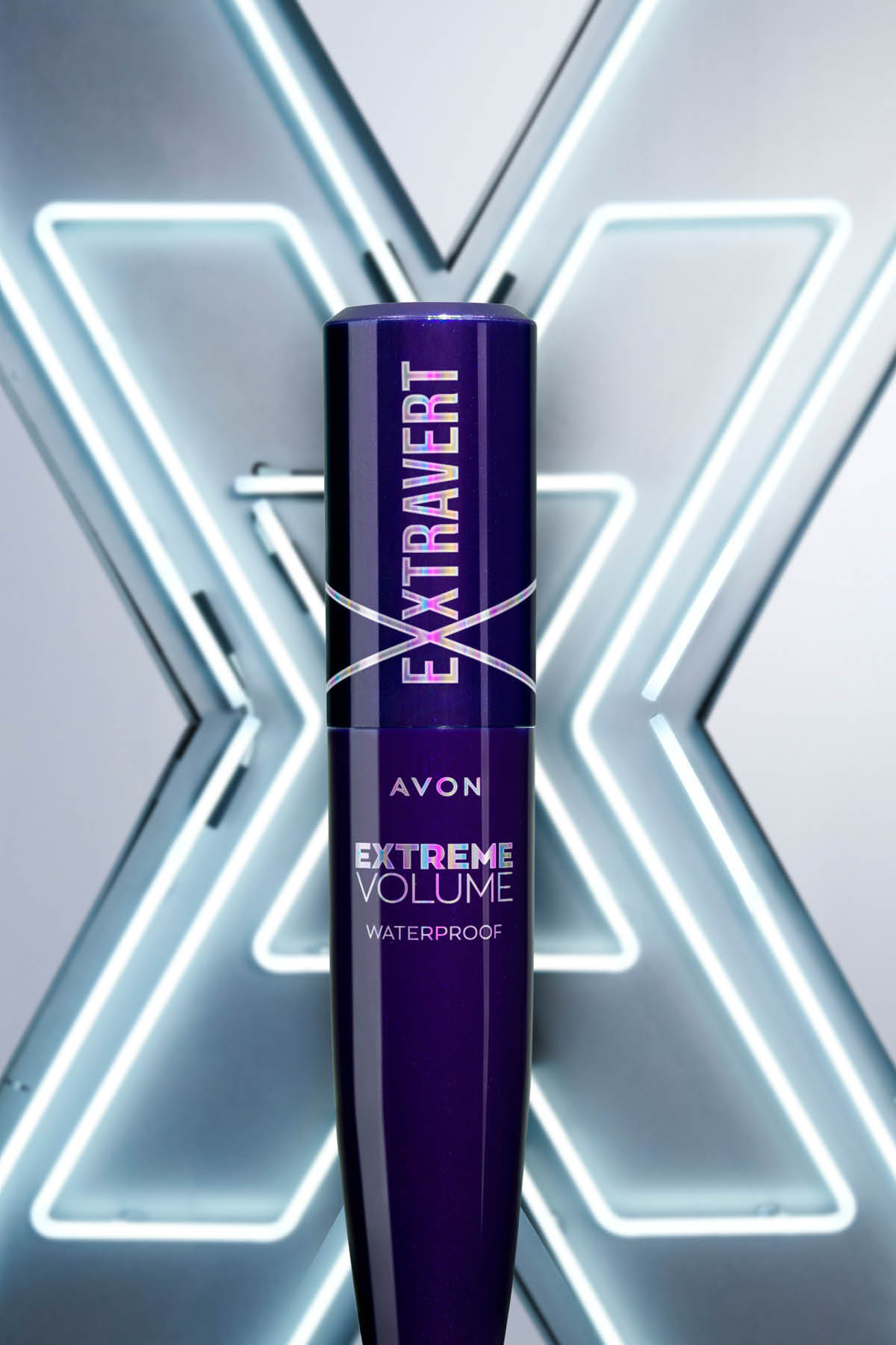 ریمل ضدآب Exxtravert با حجم دهی بالا و رنگ مشکی آون Avon