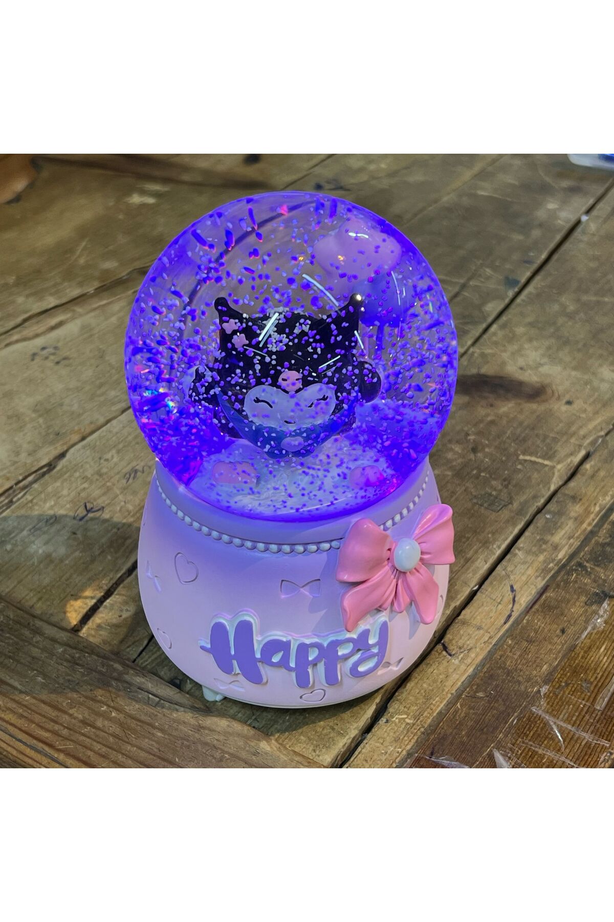 گوی برفی سایز بزرگ KUROMI GLOBE SNOW SPRAYING AUTOMATIC روشن موزیکال از ترکیه nesever store