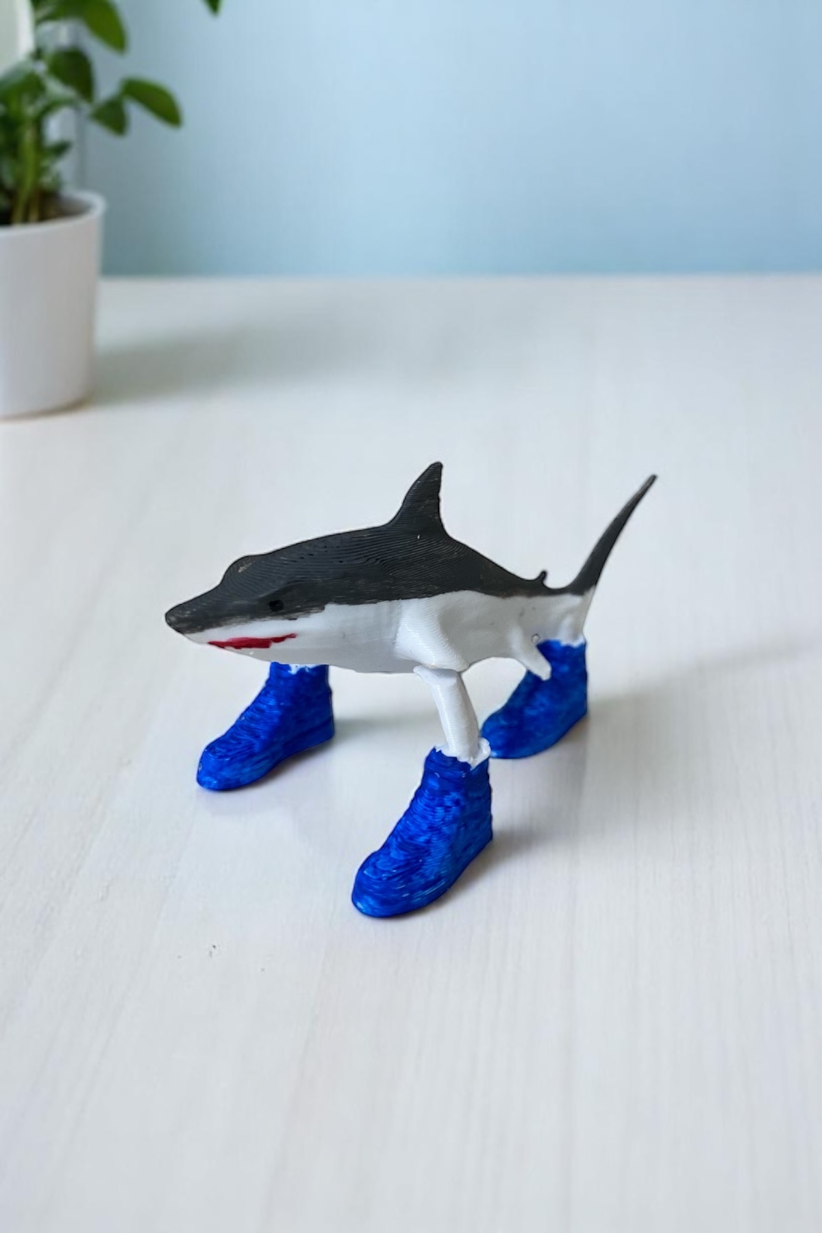 اسباب بازی های فیگور دیگر TRALALERO TRALALA SHARK – 5CM MINI CHARACTER | تزیین BRAINROT با کفش آبی از ترکیه GiginGo