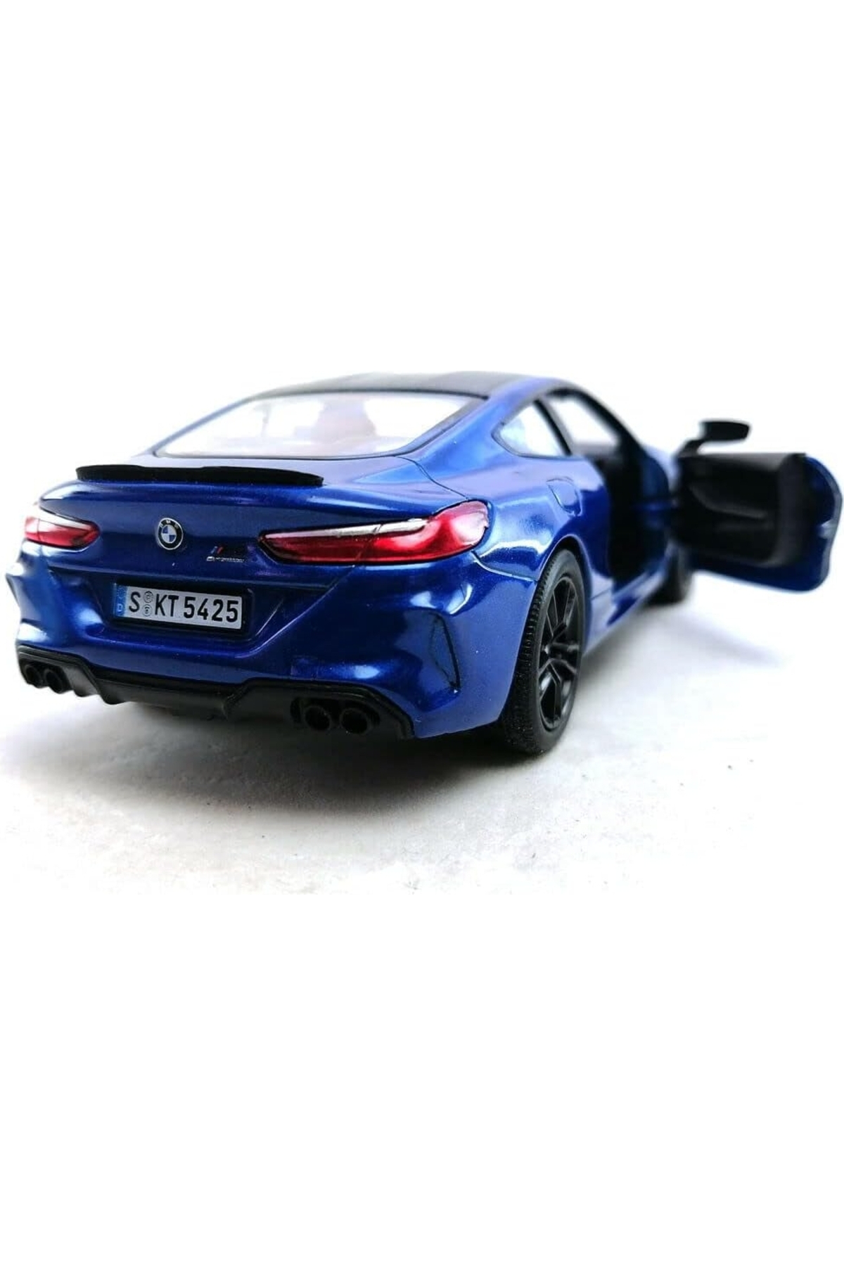 مدل خودرو BMW M8 DIECAST چک DROP CAR 1:34 SCALE BLUE اورجینال Kinsmart