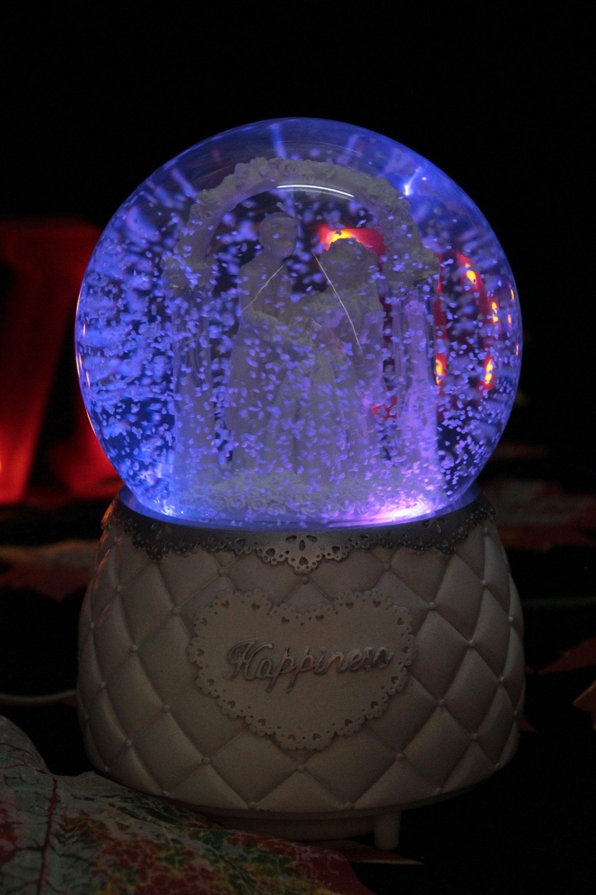 گوی برفی SNOW GLOBE اسپری شده موزیکال سبک هدیه معنادار برای عاشق از ترکیه moryconcept
