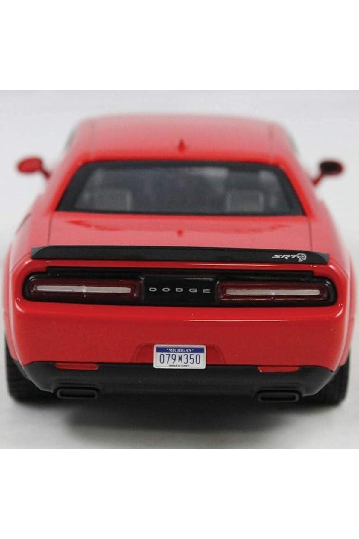 مدل خودرو موتور مکس 2018 دوج چلنجر SRT HELLCAT WIDEBODY 1 24 ماشین قرمز اورجینال Motor Max