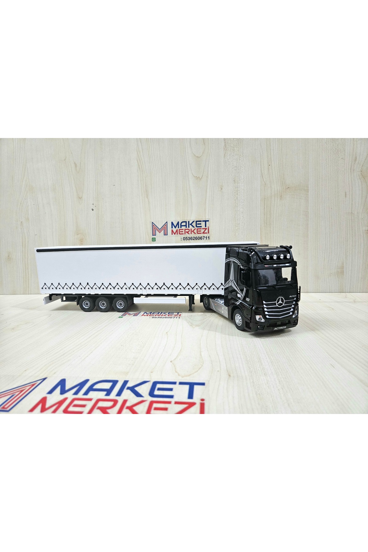 مدل خودرو نیم متر طول 1 36 MERCEDES ACTROS TILT TRUCK MODEL نام نوشته شده مشکی اورجینال Maket