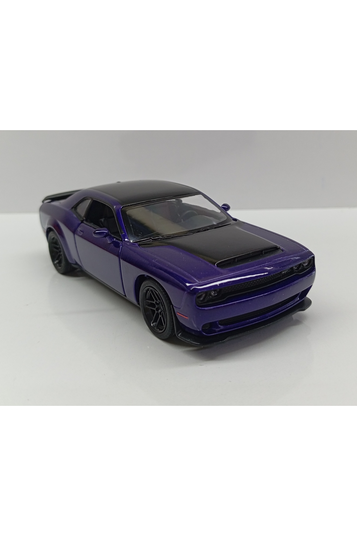 مدل خودرو DIANOMI 1:40 SCALE 2023 DODGE CHALLENGER SRT DEMON 170 PURPLE 13 CM PULL DROP METAL CAR اورجینال Kinsmart