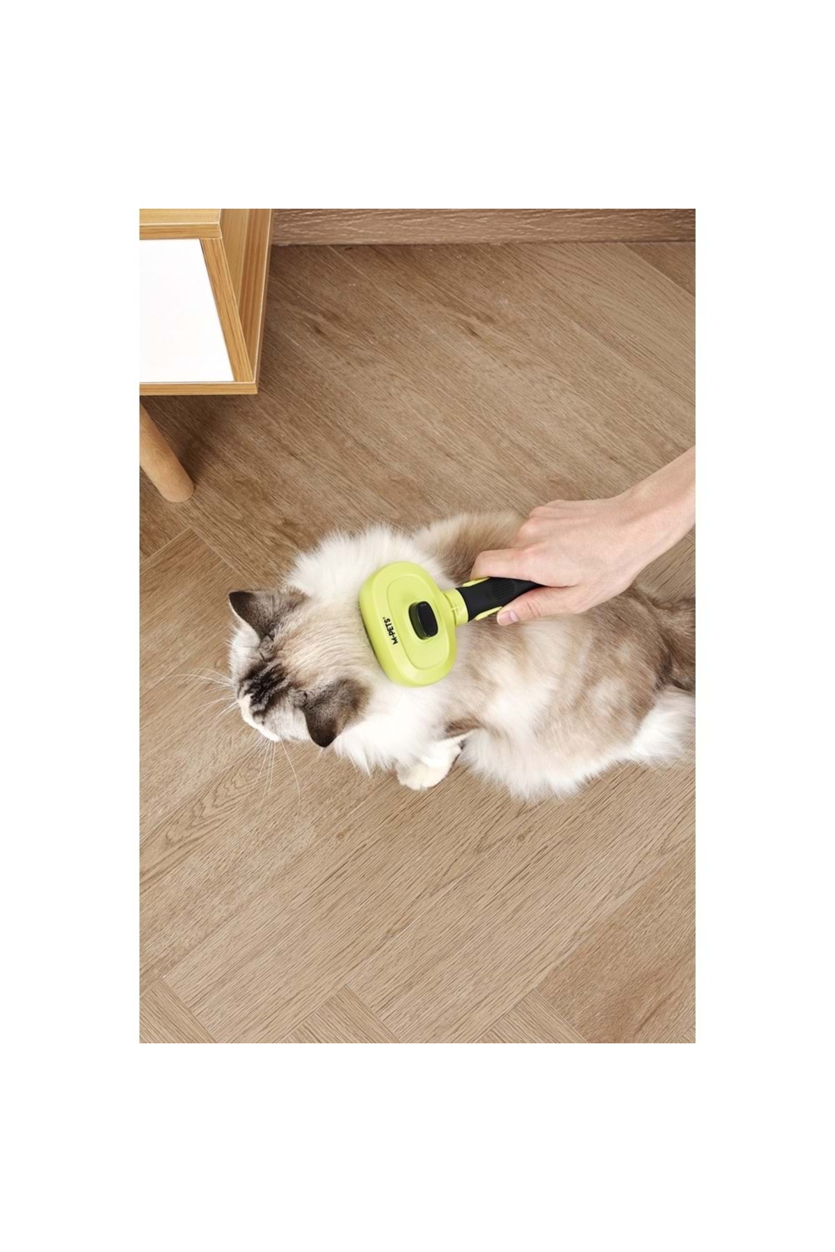 برس ماساژ دکمه‌دار گربه و سگ ام‌پتس M-PETS Click and Groom