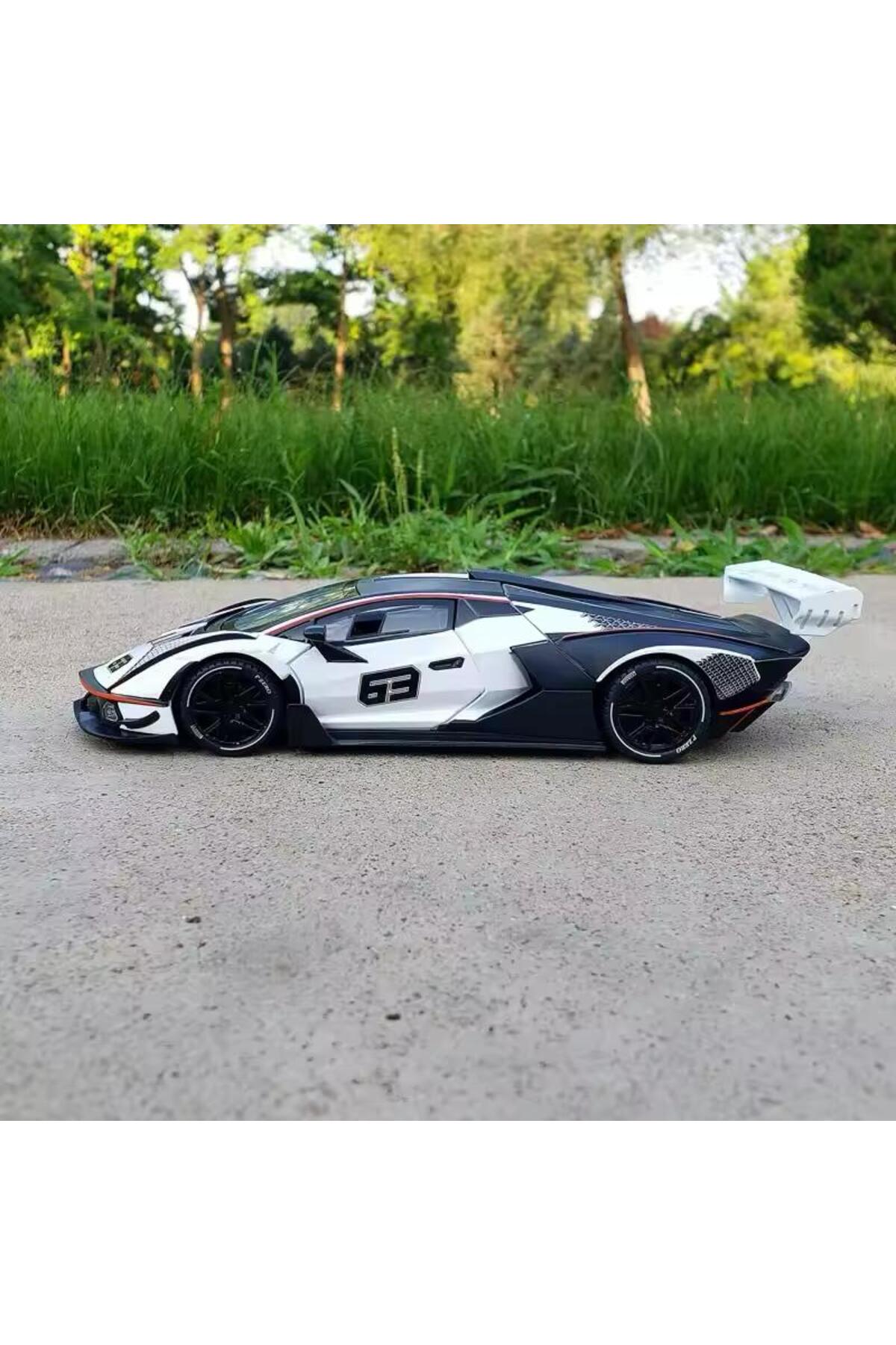 مدل خودرو 1:24 LAMBORGHINI SCV12 سفید DIECAST MODEL CAR TOY اورجینال scntoys